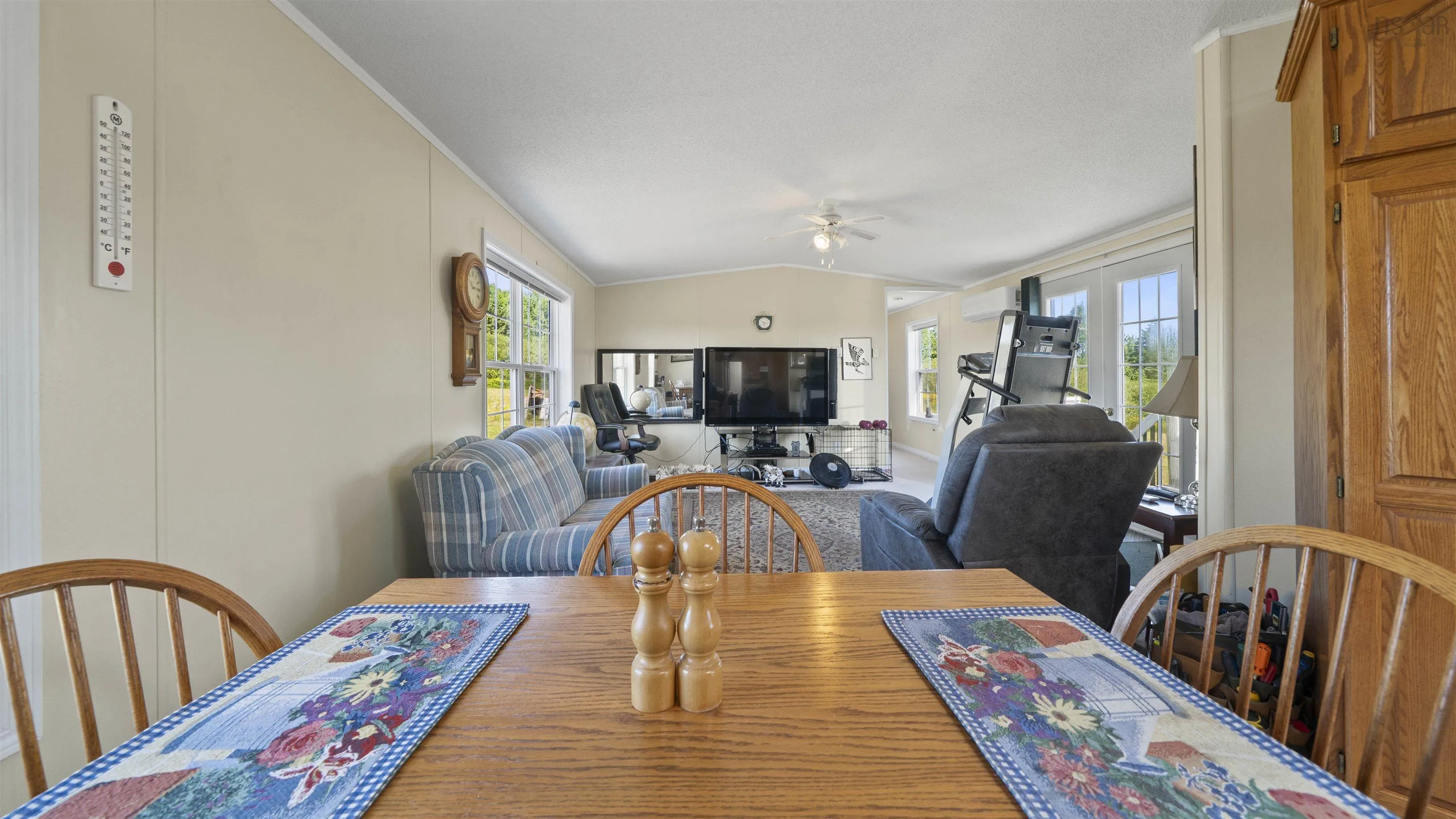 402 Johnson Road, Coldstream, NS B0N 2J0, 3 Bedrooms Bedrooms, ,2 BathroomsBathrooms,Residential,For Sale,Johnson,202521792