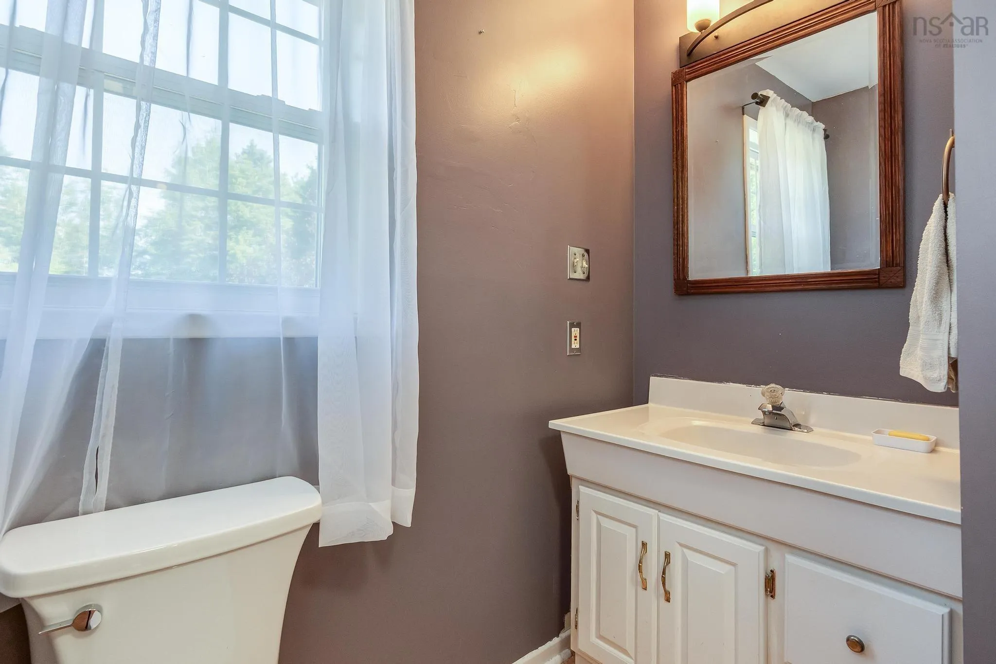 180 Dill Road, Windsor, NS B0N 2T0, 2 Bedrooms Bedrooms, ,2 BathroomsBathrooms,Residential,For Sale,Dill,202518707