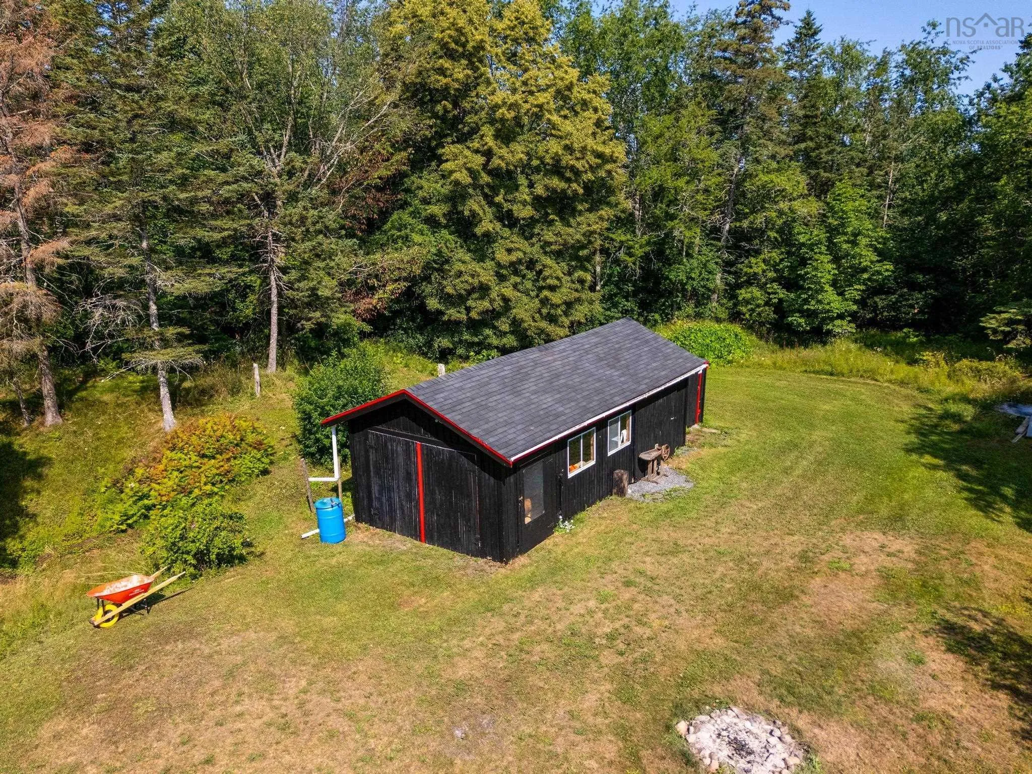 180 Dill Road, Windsor, NS B0N 2T0, 2 Bedrooms Bedrooms, ,2 BathroomsBathrooms,Residential,For Sale,Dill,202518707