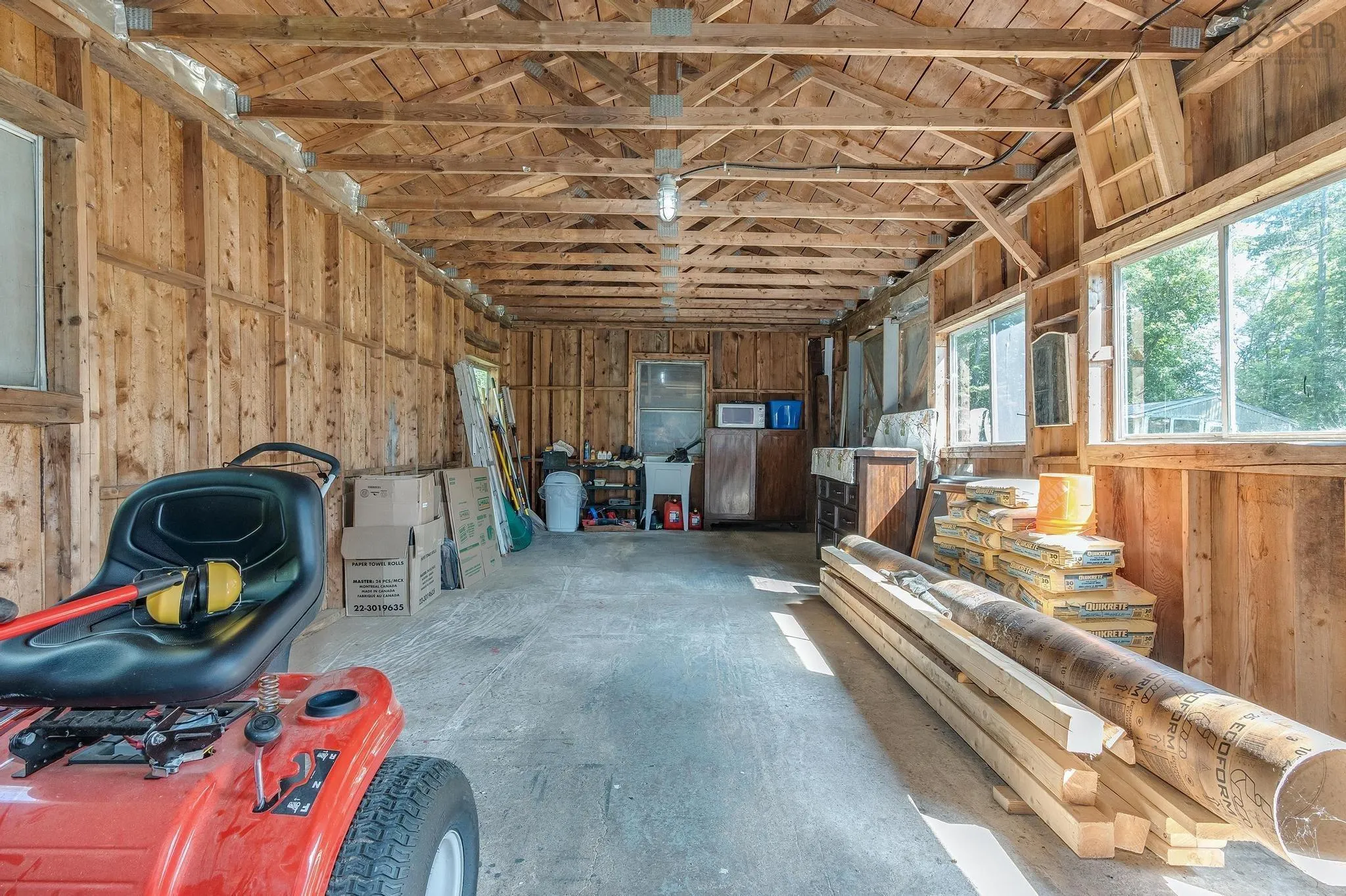 180 Dill Road, Windsor, NS B0N 2T0, 2 Bedrooms Bedrooms, ,2 BathroomsBathrooms,Residential,For Sale,Dill,202518707