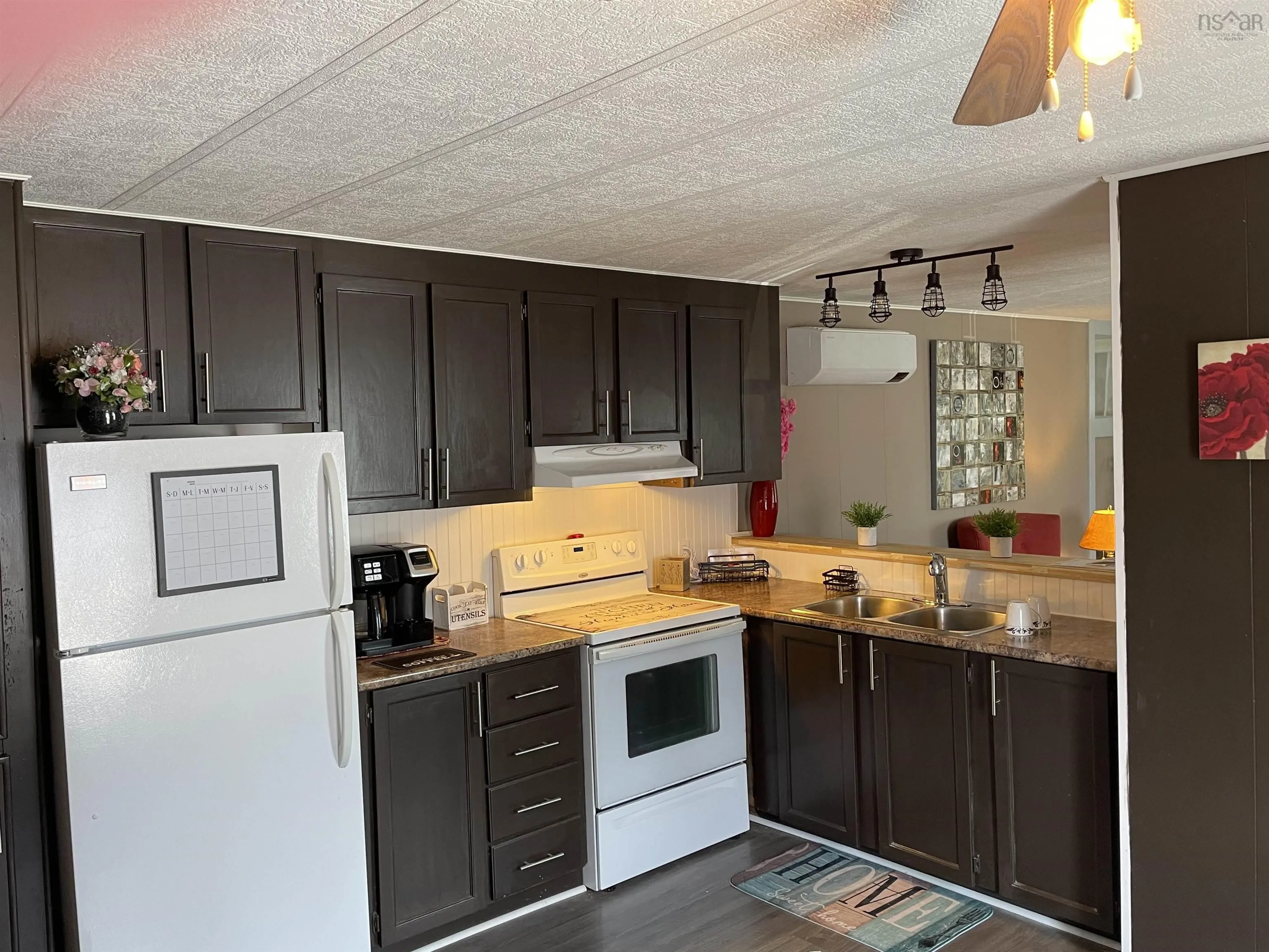 3739 New Waterford Highway, New Victoria, NS B1H 5B8, 3 Bedrooms Bedrooms, ,1 BathroomBathrooms,Residential,For Sale,New Waterford Highway,202518947