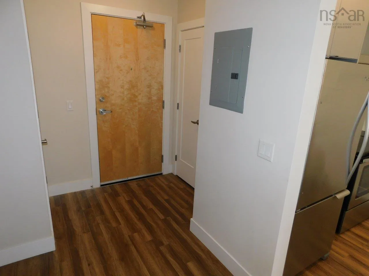 204-5677 Harris Street, Halifax Peninsula, NS B3K 0G4, 1 Bedroom Bedrooms, ,1 BathroomBathrooms,Residential,For Sale,Harris,202518912