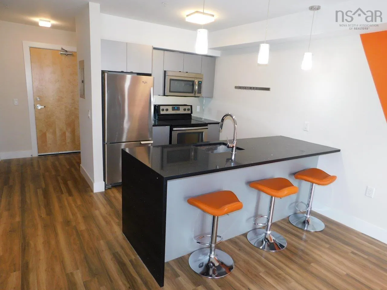 204-5677 Harris Street, Halifax Peninsula, NS B3K 0G4, 1 Bedroom Bedrooms, ,1 BathroomBathrooms,Residential,For Sale,Harris,202518912