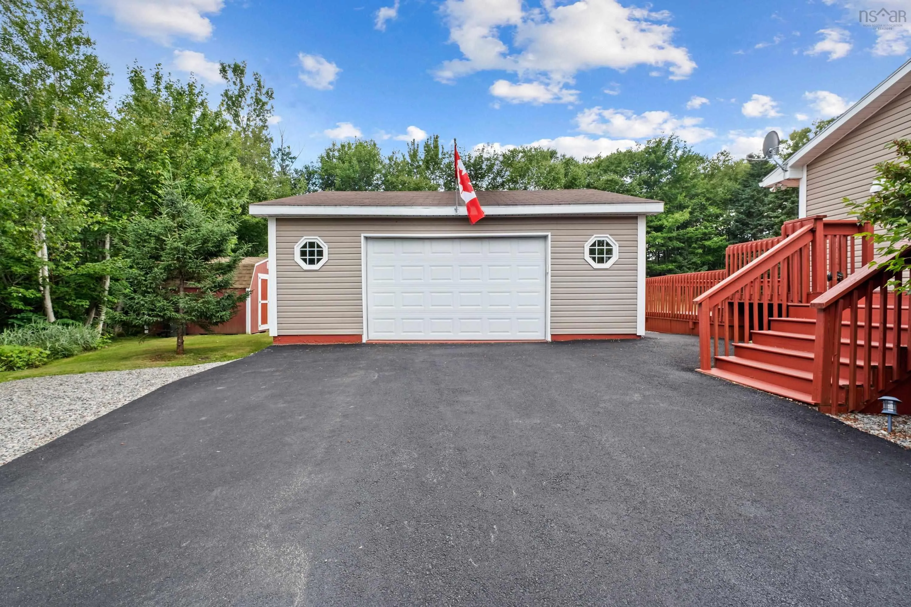 26 Kytes Hill Drive, Grand Lake Road, NS B1M 1A7, 4 Bedrooms Bedrooms, ,2 BathroomsBathrooms,Residential,For Sale,Kytes Hill Drive,202518924