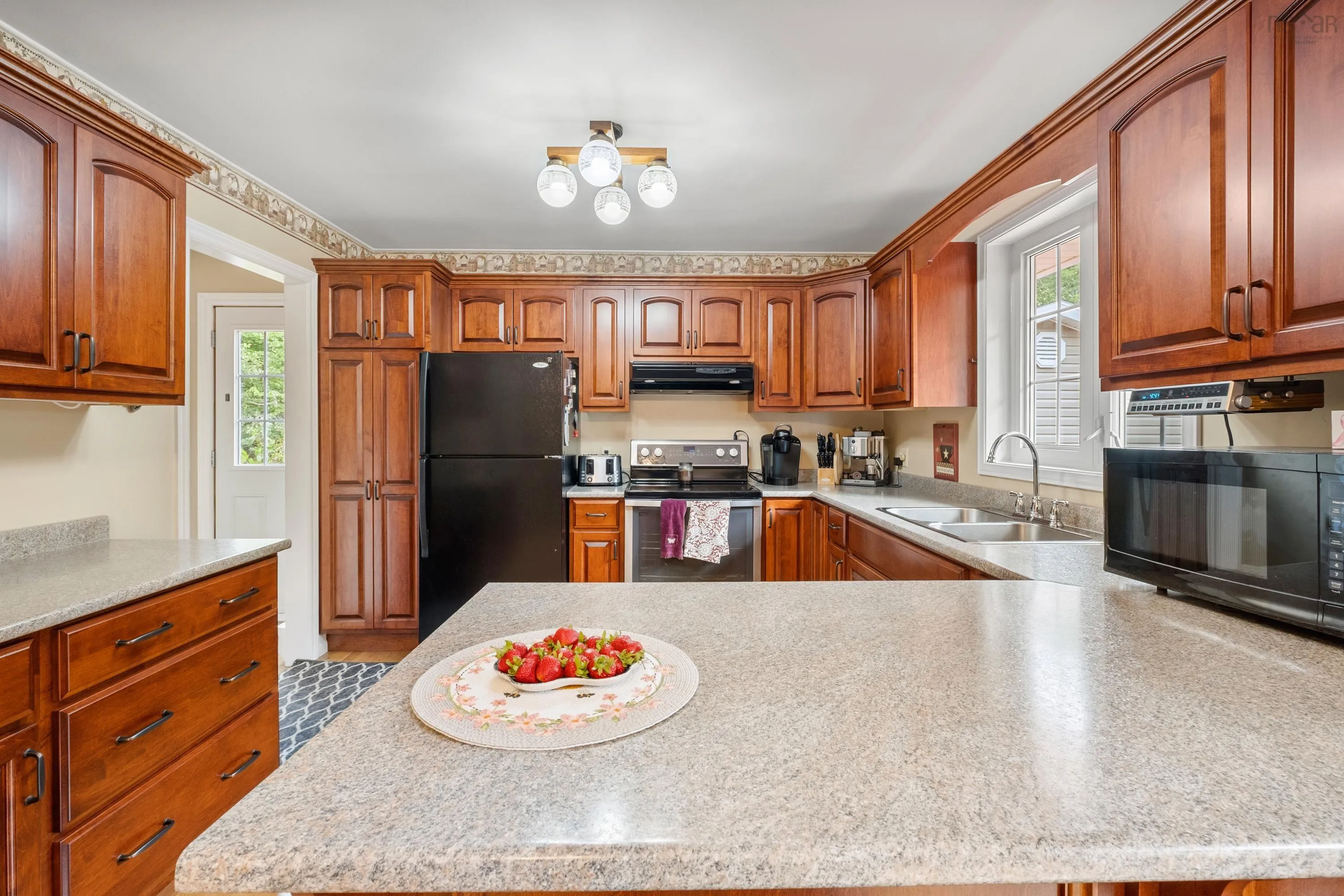 26 Kytes Hill Drive, Grand Lake Road, NS B1M 1A7, 4 Bedrooms Bedrooms, ,2 BathroomsBathrooms,Residential,For Sale,Kytes Hill Drive,202518924