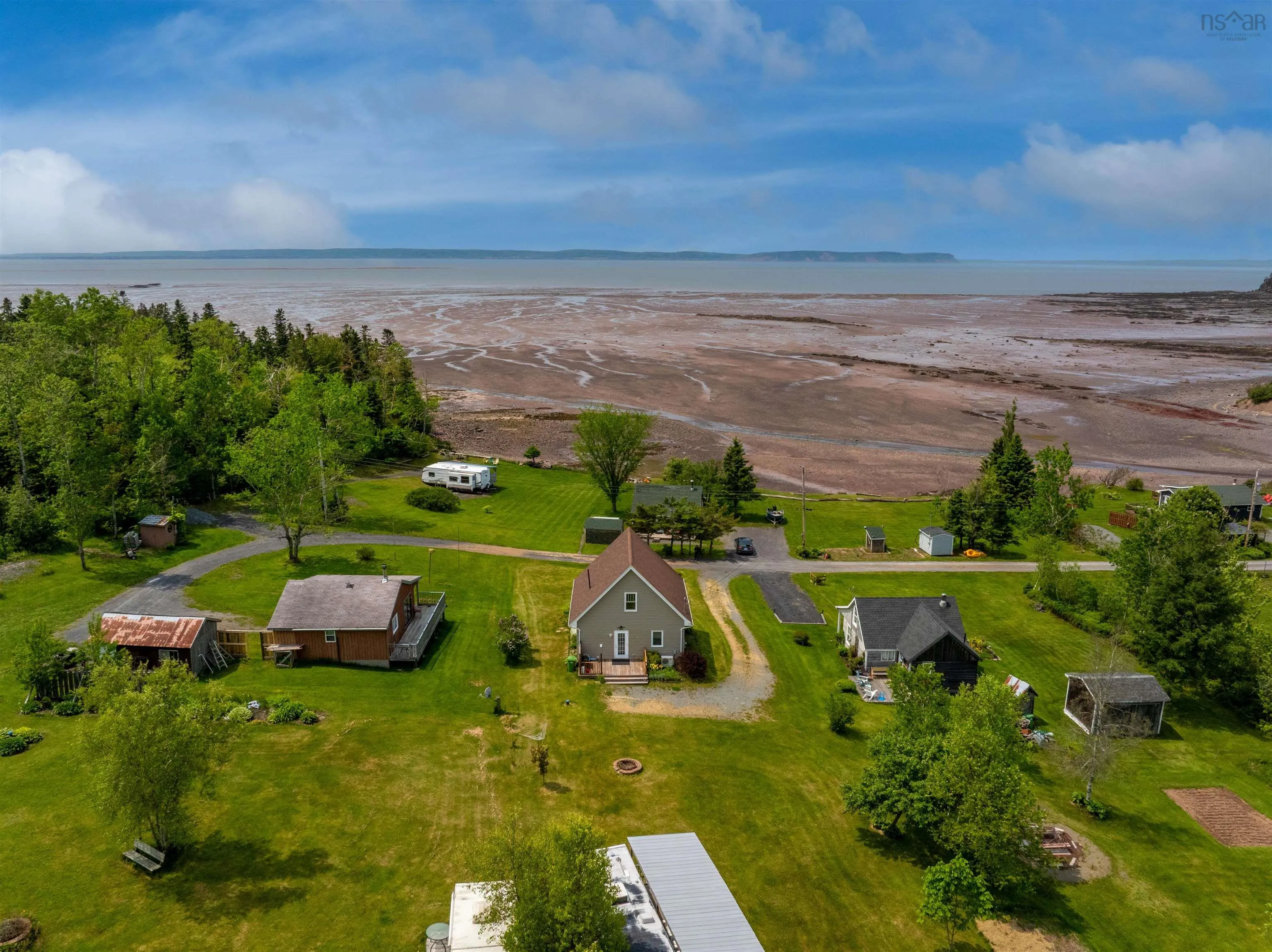 39 Blomidon View Lane, Bramber, NS B0N 2A0, 3 Bedrooms Bedrooms, ,2 BathroomsBathrooms,Residential,For Sale,Blomidon View,202513519