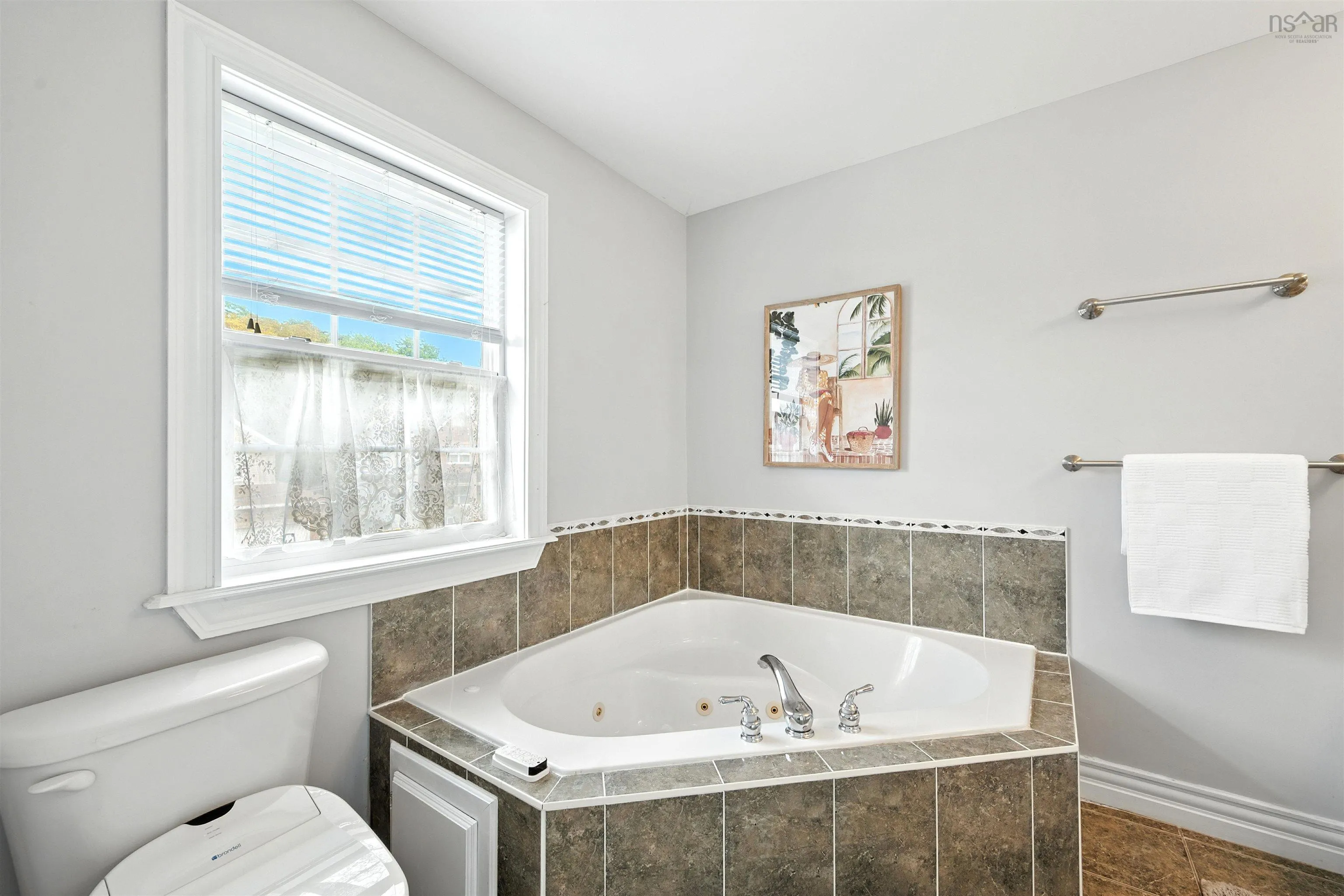 98 Castlepark Grove, Halifax, NS B3M 4X9, 5 Bedrooms Bedrooms, ,4 BathroomsBathrooms,Residential,For Sale,Castlepark,202520949