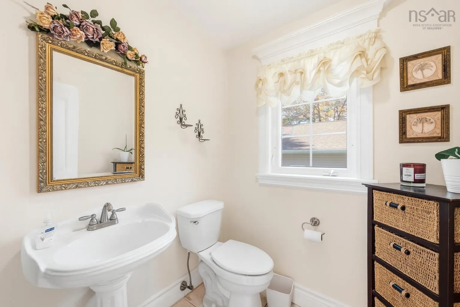 9 Haliburton Crescent, Stillwater Lake, NS B3Z 1P1, 4 Bedrooms Bedrooms, ,4 BathroomsBathrooms,Residential,For Sale,Haliburton,202525676
