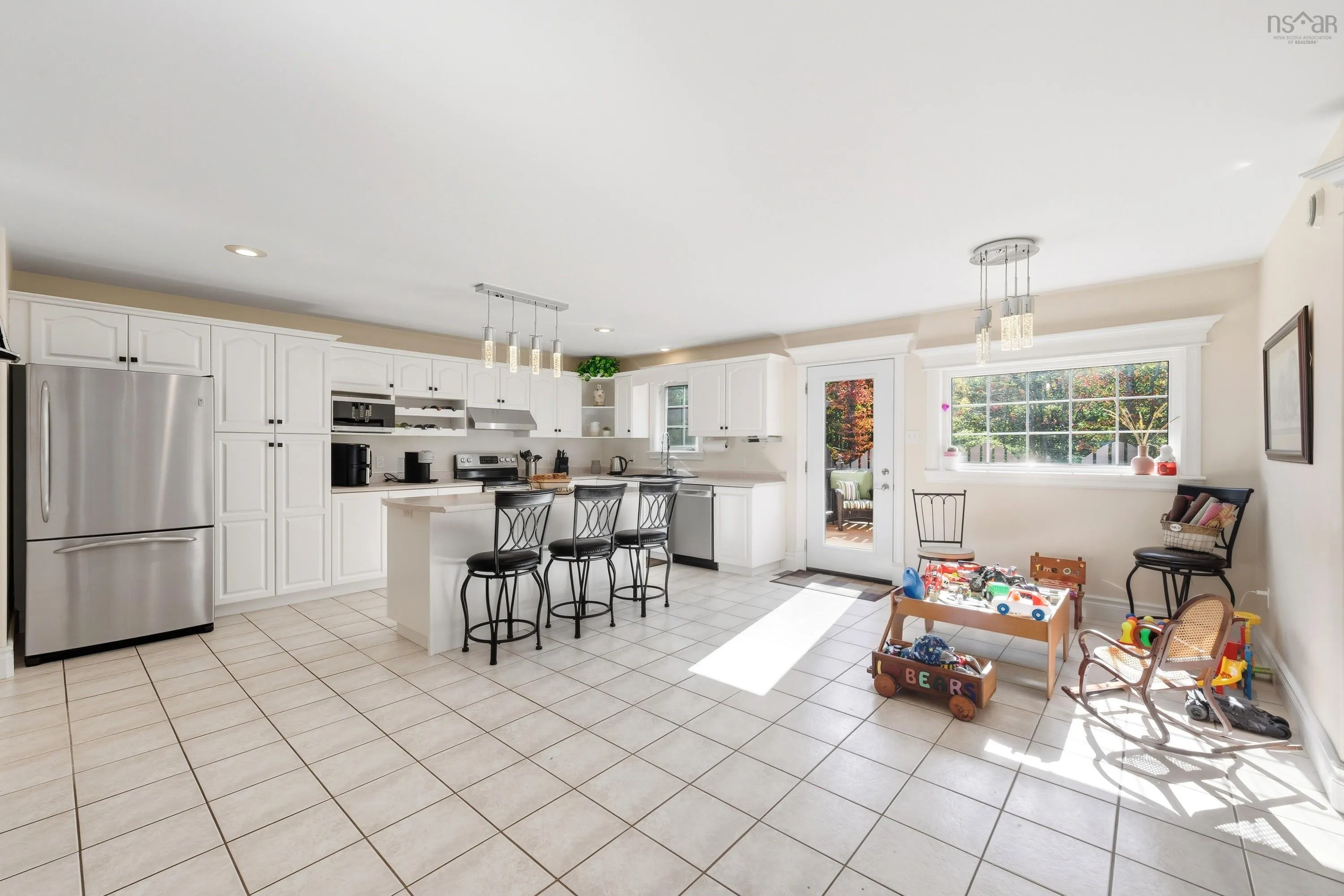 9 Haliburton Crescent, Stillwater Lake, NS B3Z 1P1, 4 Bedrooms Bedrooms, ,4 BathroomsBathrooms,Residential,For Sale,Haliburton,202525676