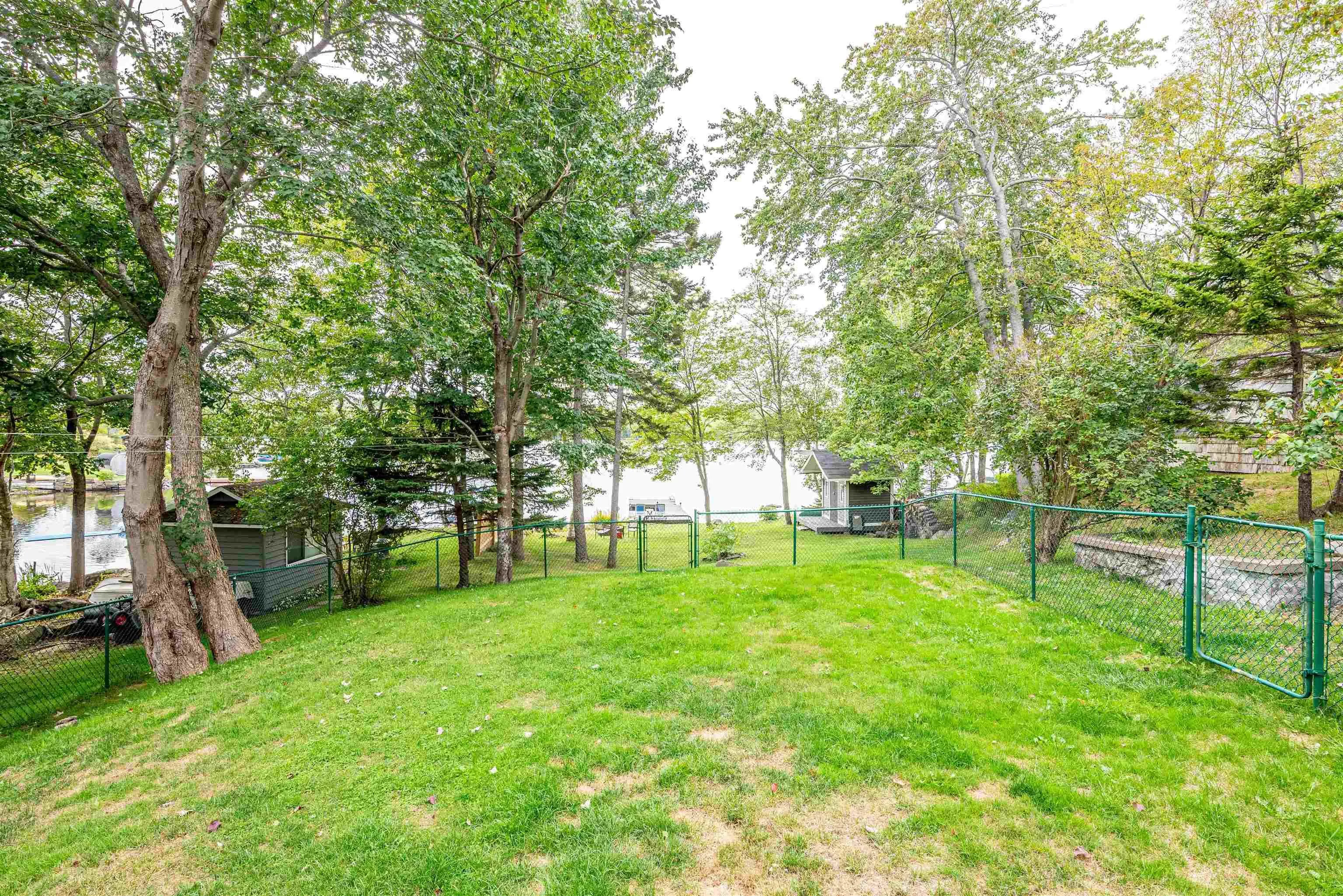 22 Lochburn Lane, Dartmouth, NS B2X 2T9, 4 Bedrooms Bedrooms, ,2 BathroomsBathrooms,Residential,For Sale,Lochburn,202523558
