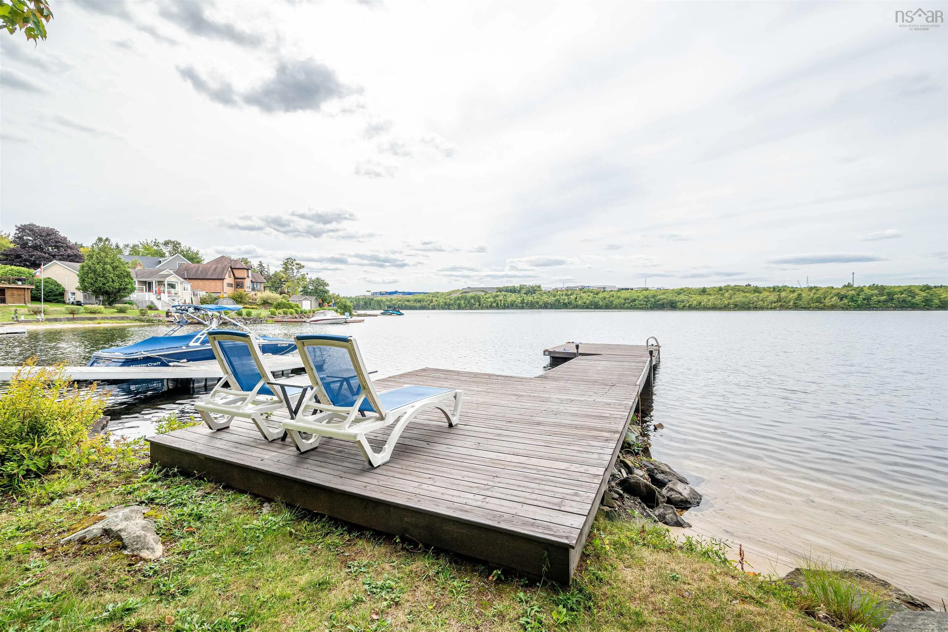 22 Lochburn Lane, Dartmouth, NS B2X 2T9, 4 Bedrooms Bedrooms, ,2 BathroomsBathrooms,Residential,For Sale,Lochburn,202523558