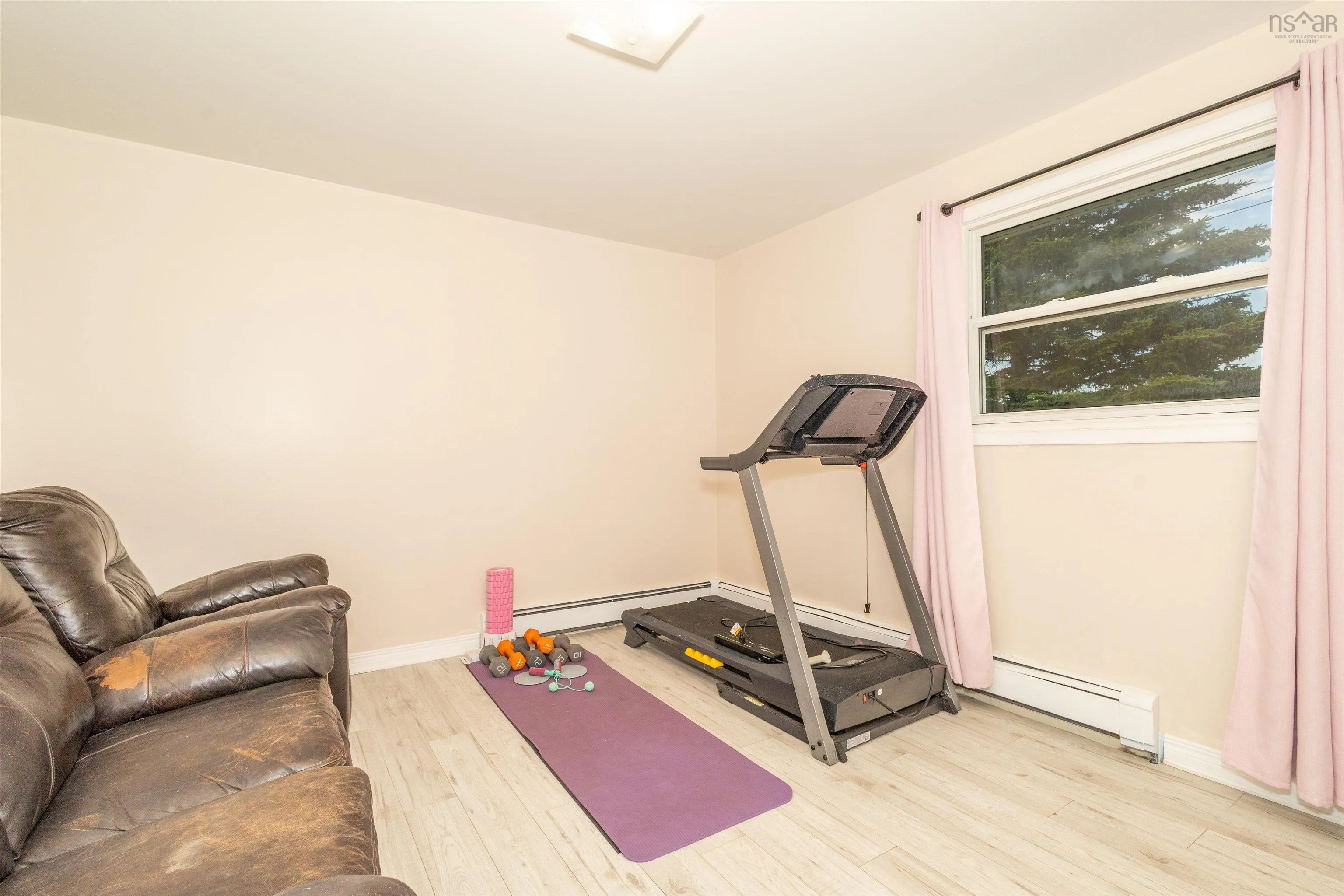 261 Mcintyre Lane, Glace Bay, NS B1A 5X6, 3 Bedrooms Bedrooms, ,2 BathroomsBathrooms,Residential,For Sale,Mcintyre,202515930