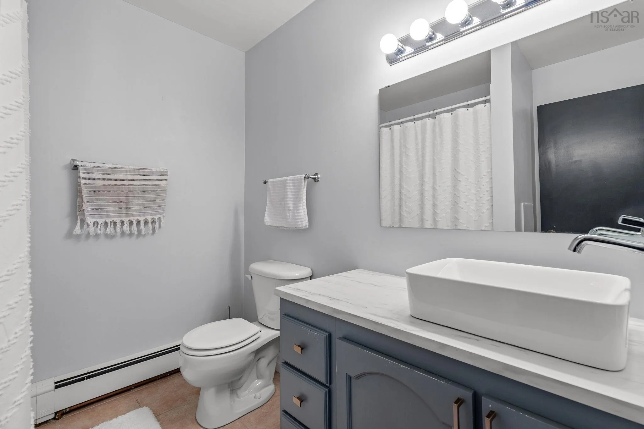 70 Sunrise Hill, Bedford, NS B4A 1V2, 3 Bedrooms Bedrooms, ,3 BathroomsBathrooms,Residential,For Sale,Sunrise,202524862