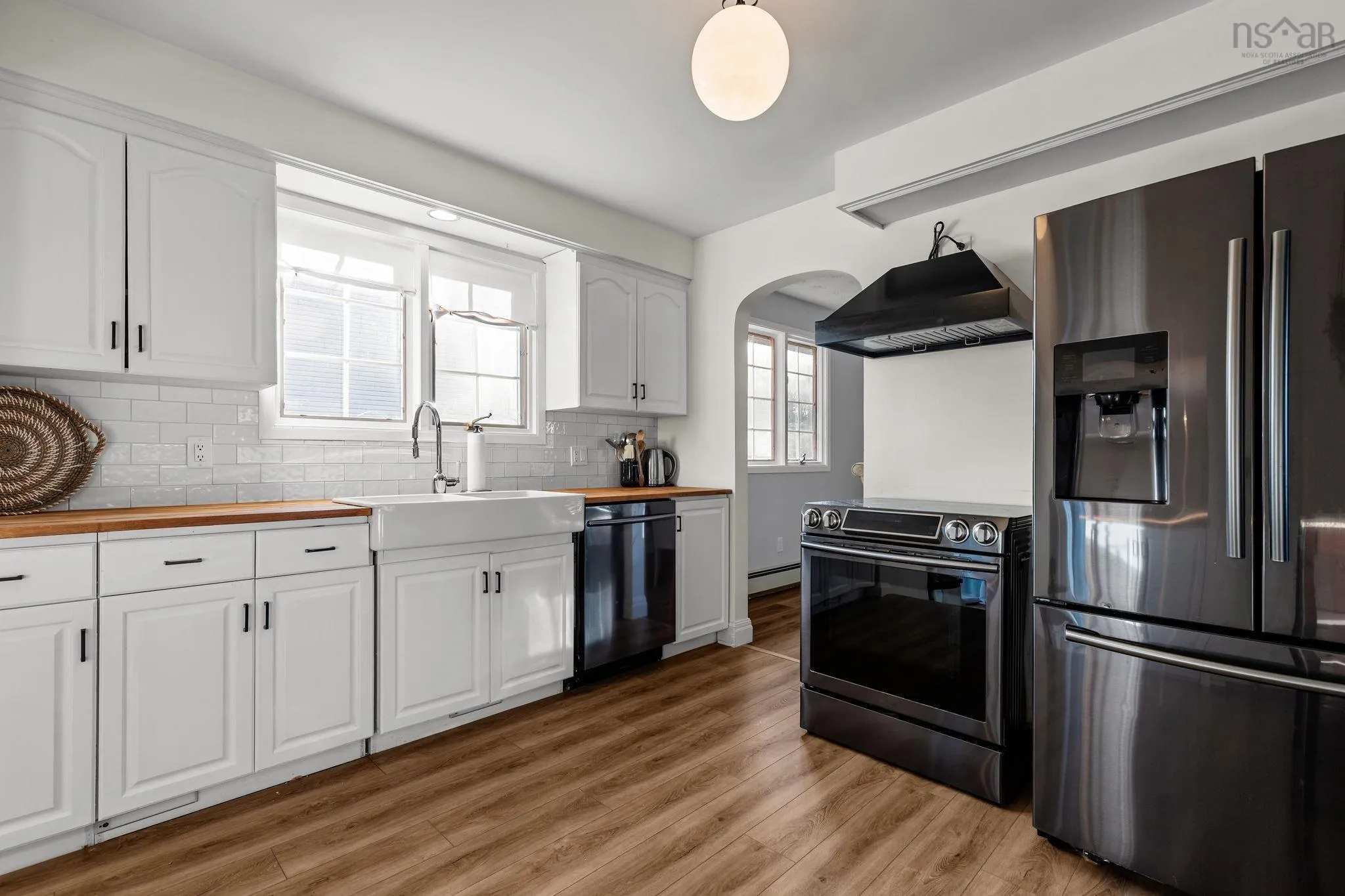 70 Sunrise Hill, Bedford, NS B4A 1V2, 3 Bedrooms Bedrooms, ,3 BathroomsBathrooms,Residential,For Sale,Sunrise,202524862