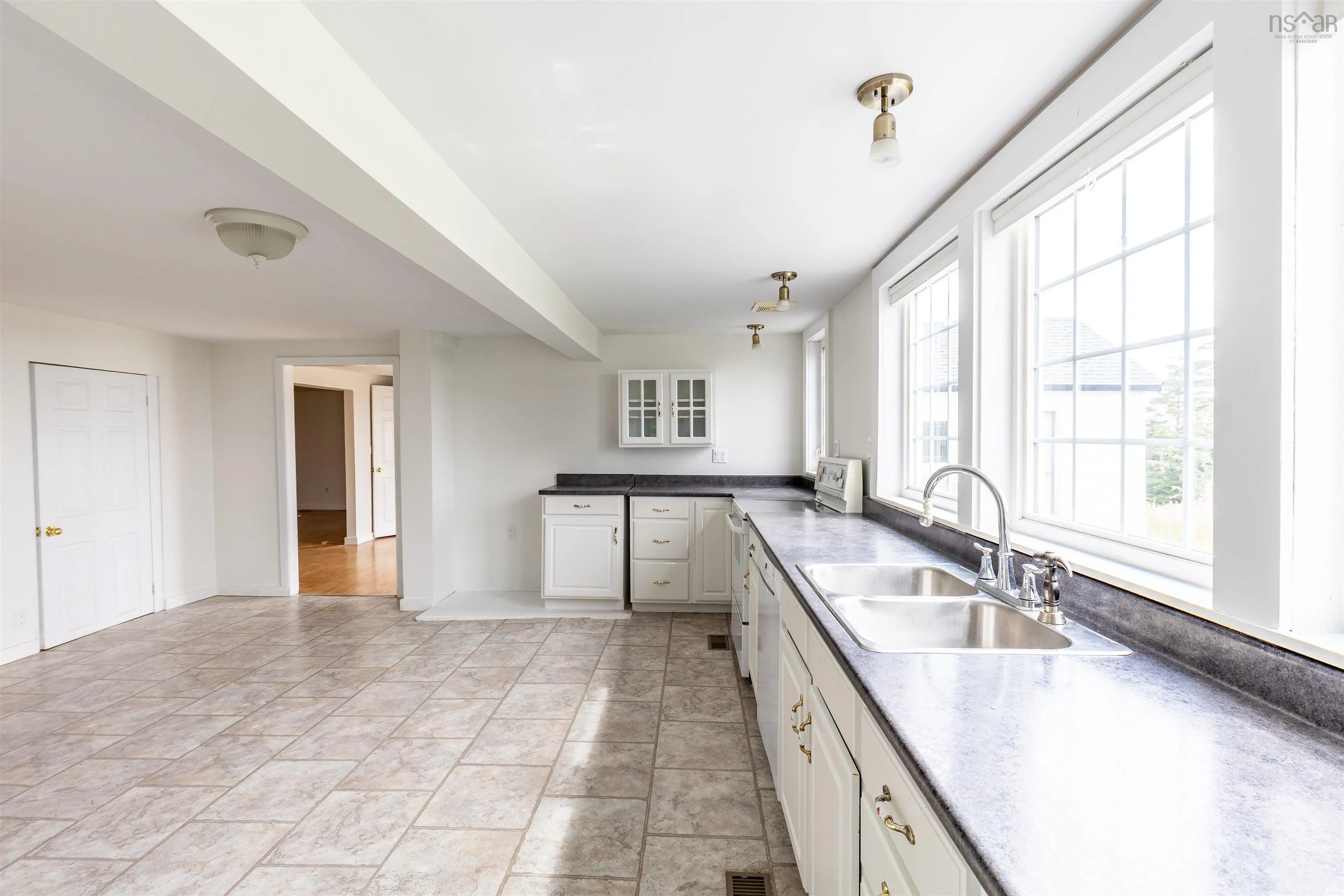 1415 Highway 304, Cape Forchu Ns B5a 5g7, 5 Bedrooms Bedrooms, ,2 BathroomsBathrooms,Residential,For Sale,Highway 304,202510115
