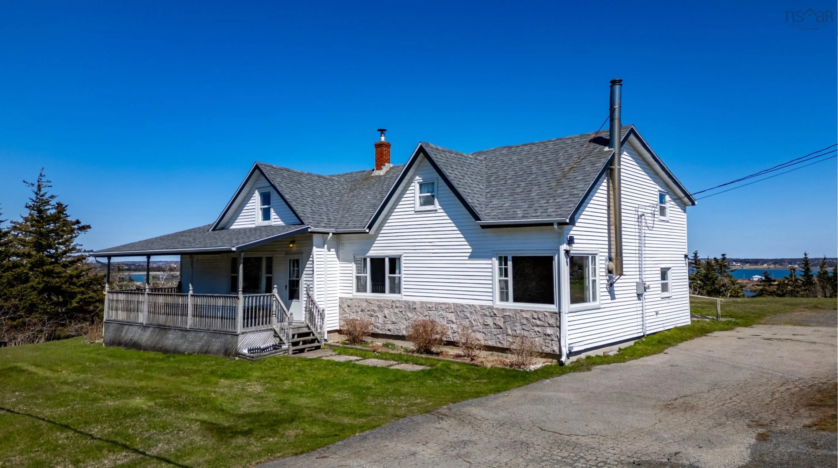 1415 Highway 304, Cape Forchu Ns B5a 5g7, 5 Bedrooms Bedrooms, ,2 BathroomsBathrooms,Residential,For Sale,Highway 304,202510115
