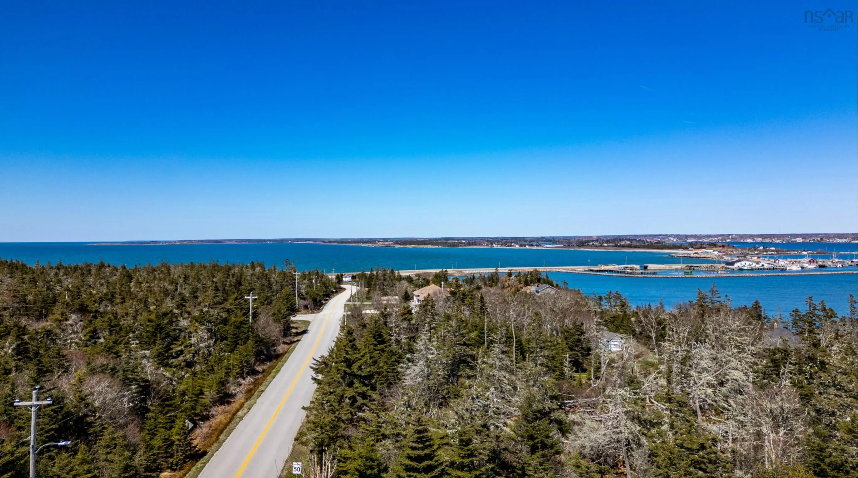 1415 Highway 304, Cape Forchu Ns B5a 5g7, 5 Bedrooms Bedrooms, ,2 BathroomsBathrooms,Residential,For Sale,Highway 304,202510115