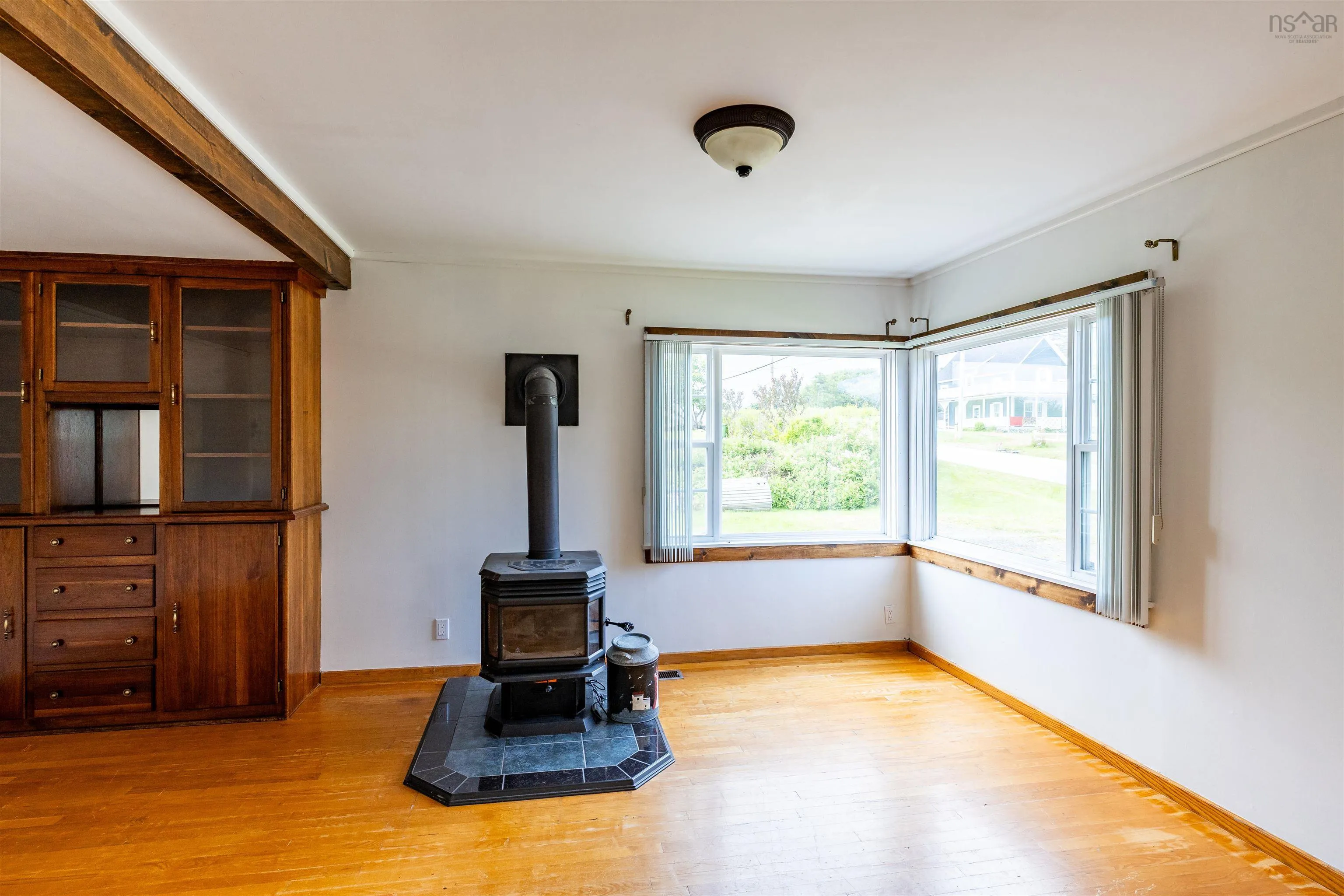 1415 Highway 304, Cape Forchu Ns B5a 5g7, 5 Bedrooms Bedrooms, ,2 BathroomsBathrooms,Residential,For Sale,Highway 304,202510115