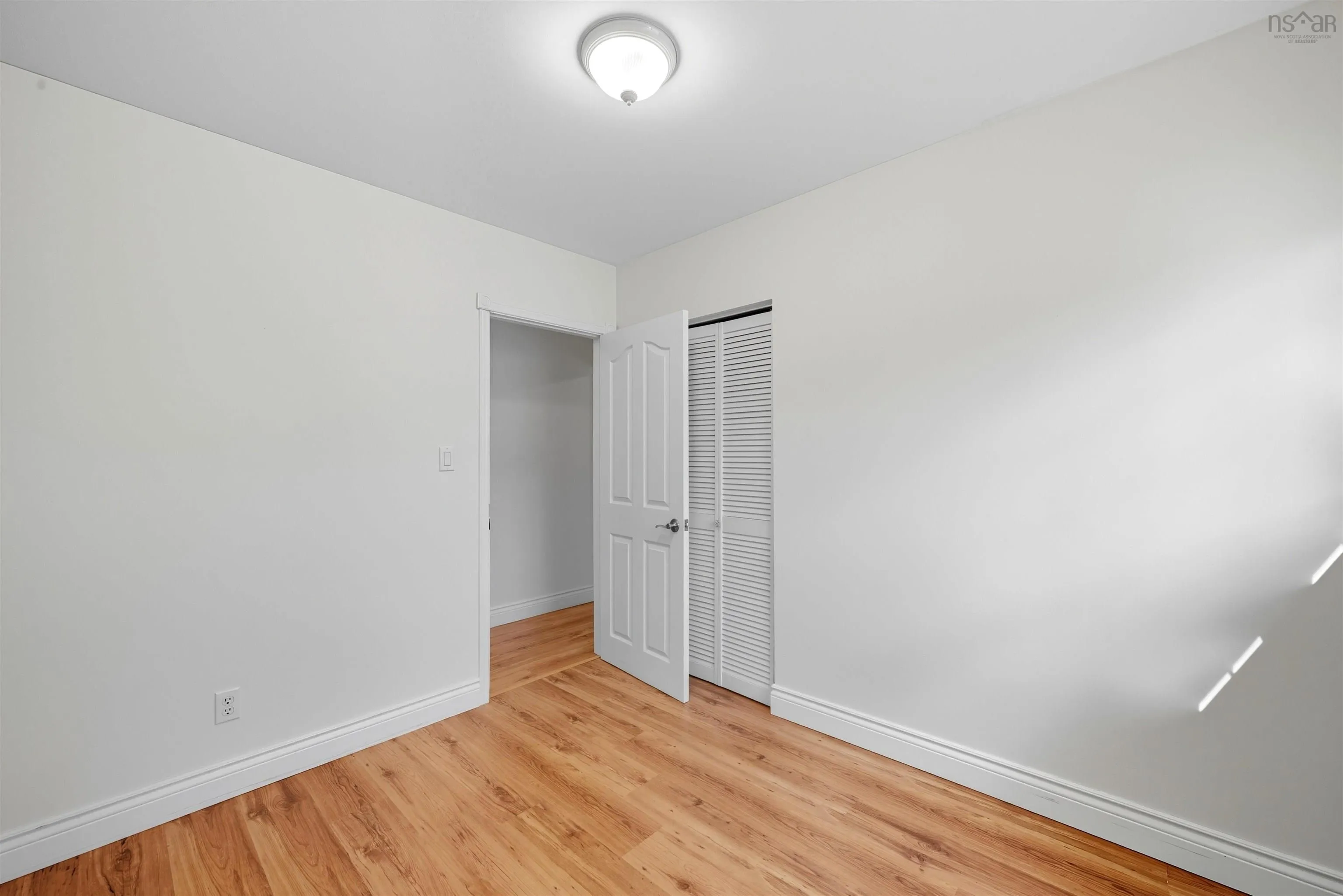 206 Lakeview Road, Lakeview, NS B4C 4C8, 3 Bedrooms Bedrooms, ,2 BathroomsBathrooms,Residential,For Sale,Lakeview,202524902