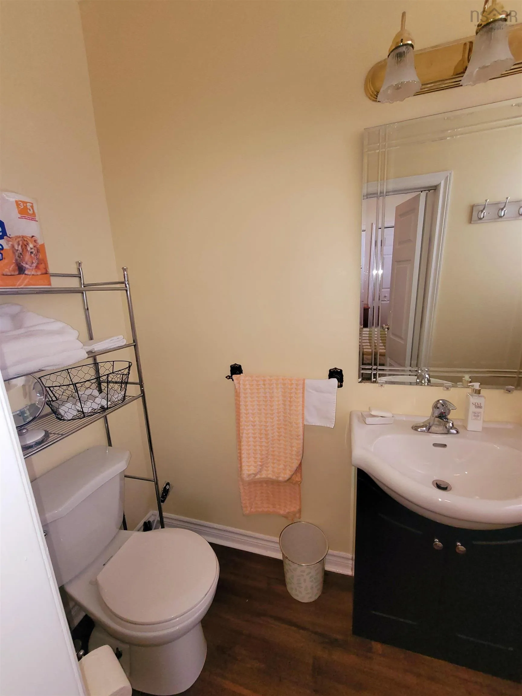 228 Wallace Road, Glace Bay, NS B1A 4P4, 2 Bedrooms Bedrooms, ,3 BathroomsBathrooms,Residential,For Sale,Wallace,202521878