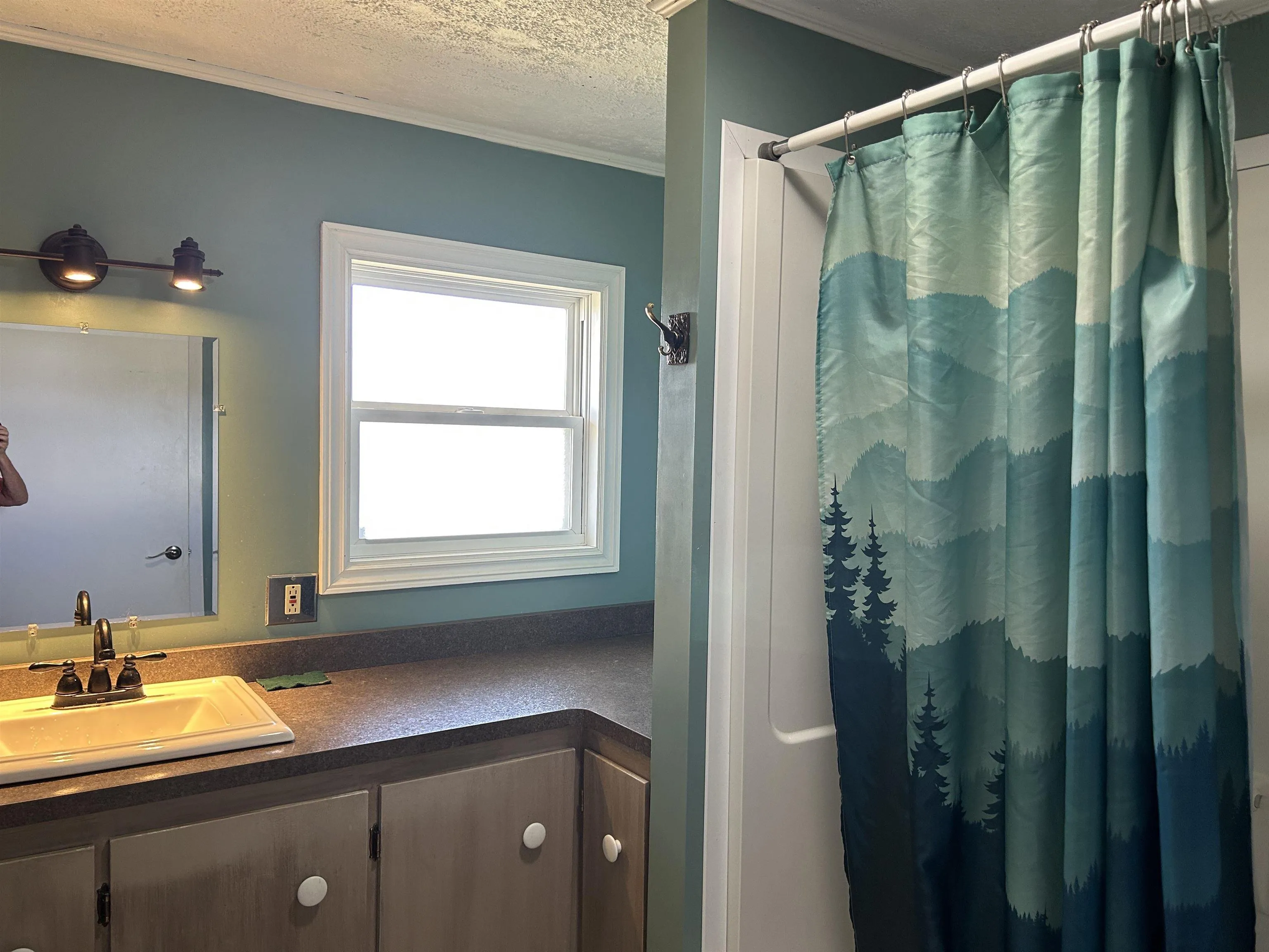 2541 Main Street, Clarks Harbour, NS B0W 1P0, 3 Bedrooms Bedrooms, ,1 BathroomBathrooms,Residential,For Sale,Main,202522512
