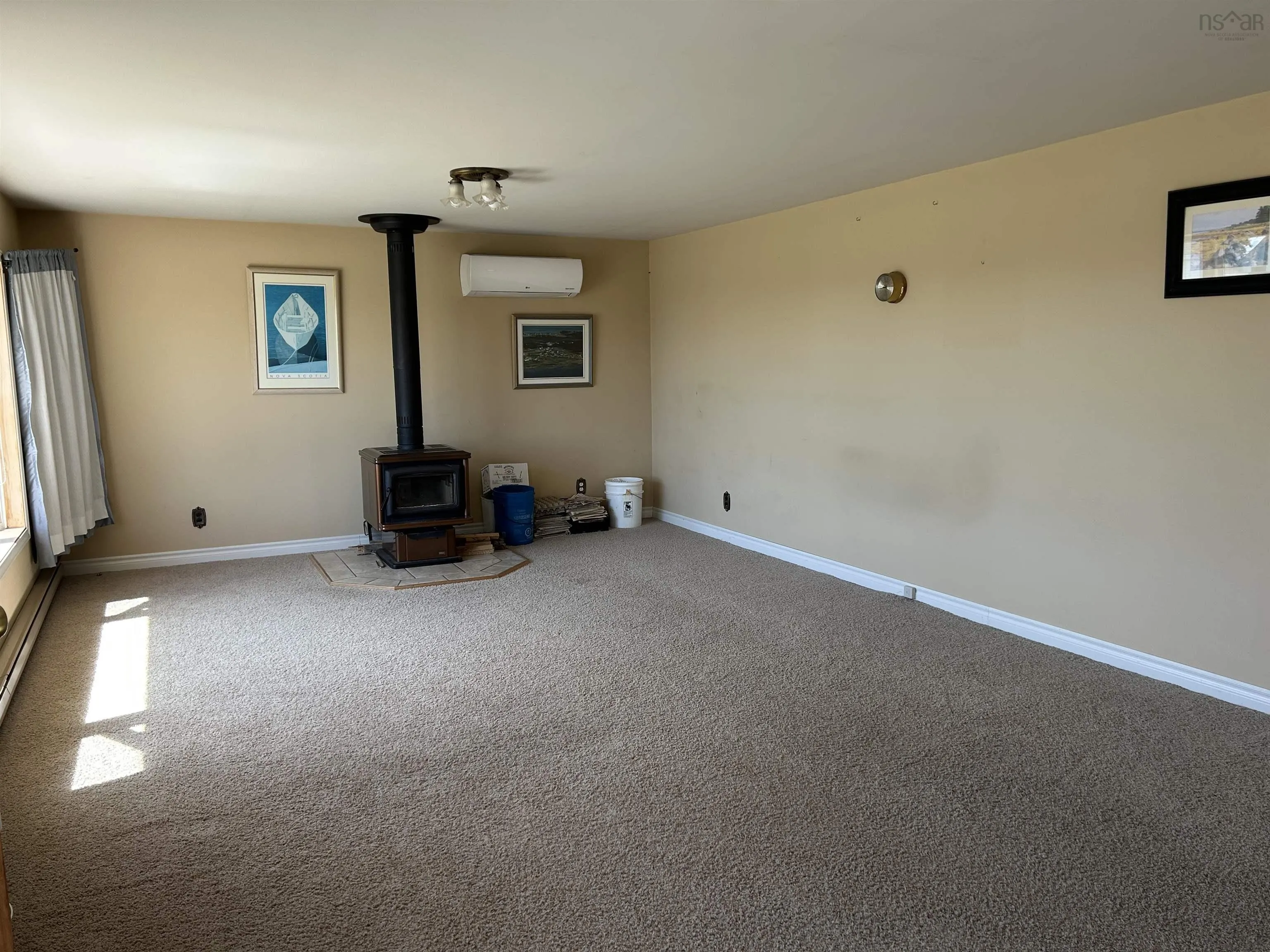 2541 Main Street, Clarks Harbour, NS B0W 1P0, 3 Bedrooms Bedrooms, ,1 BathroomBathrooms,Residential,For Sale,Main,202522512