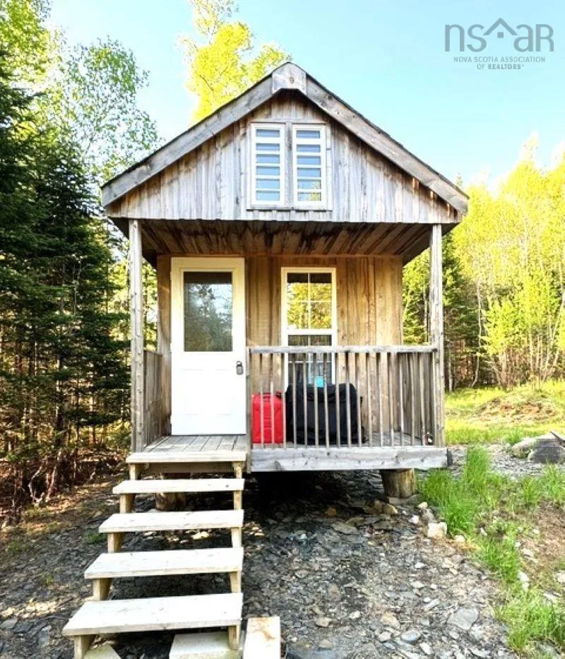 52 Down River Lane, Maplewood Ns B0r 1a0, 2 Bedrooms Bedrooms, ,1 BathroomBathrooms,Residential,For Sale,Down River Lane,202504808