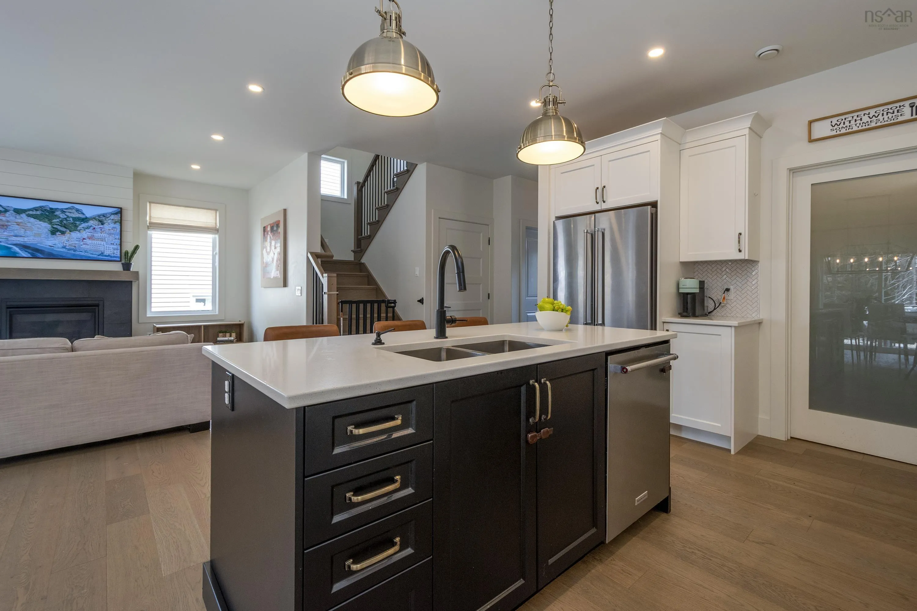 77 Bristolton Avenue, Bedford, NS B4B 0Z4, 4 Bedrooms Bedrooms, ,4 BathroomsBathrooms,Residential,For Sale,Bristolton,202520594