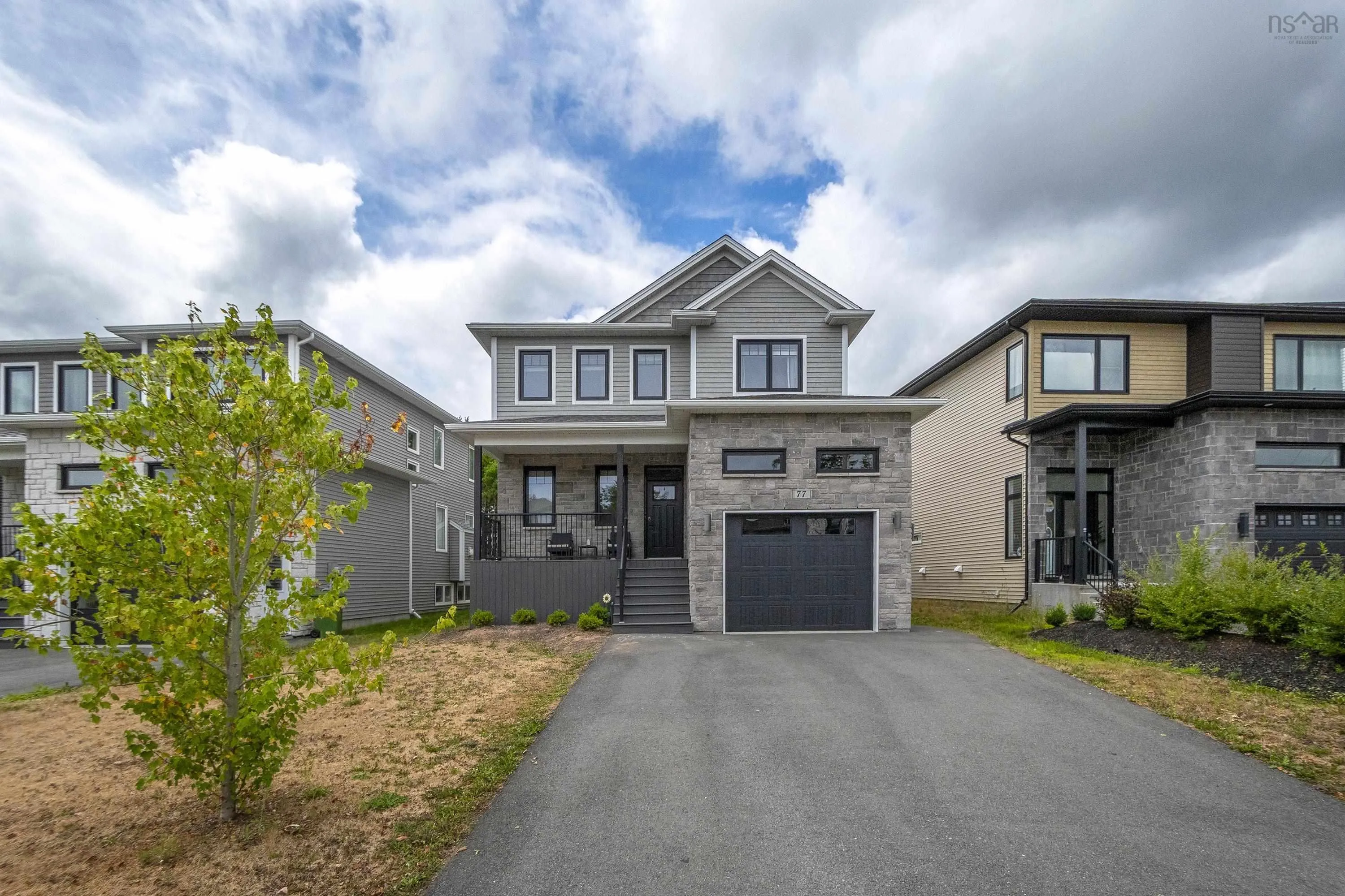 77 Bristolton Avenue, Bedford, NS B4B 0Z4, 4 Bedrooms Bedrooms, ,4 BathroomsBathrooms,Residential,For Sale,Bristolton,202520594