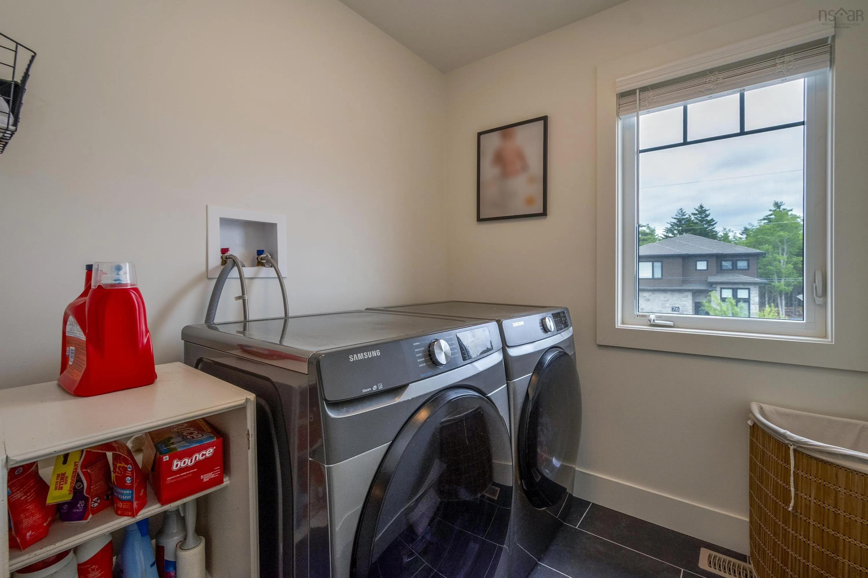 77 Bristolton Avenue, Bedford, NS B4B 0Z4, 4 Bedrooms Bedrooms, ,4 BathroomsBathrooms,Residential,For Sale,Bristolton,202520594