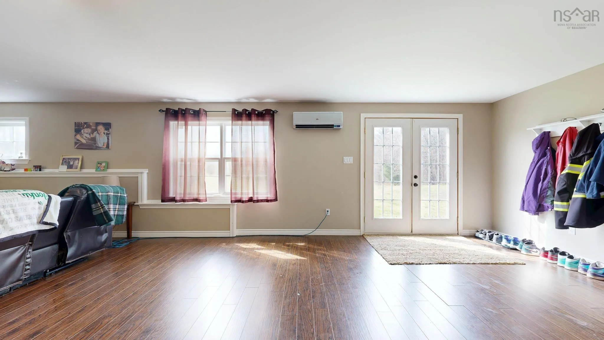 4768 Highway 1, South Berwick Ns B0p 1e0, 5 Bedrooms Bedrooms, ,4 BathroomsBathrooms,Residential,For Sale,Highway 1,202509972