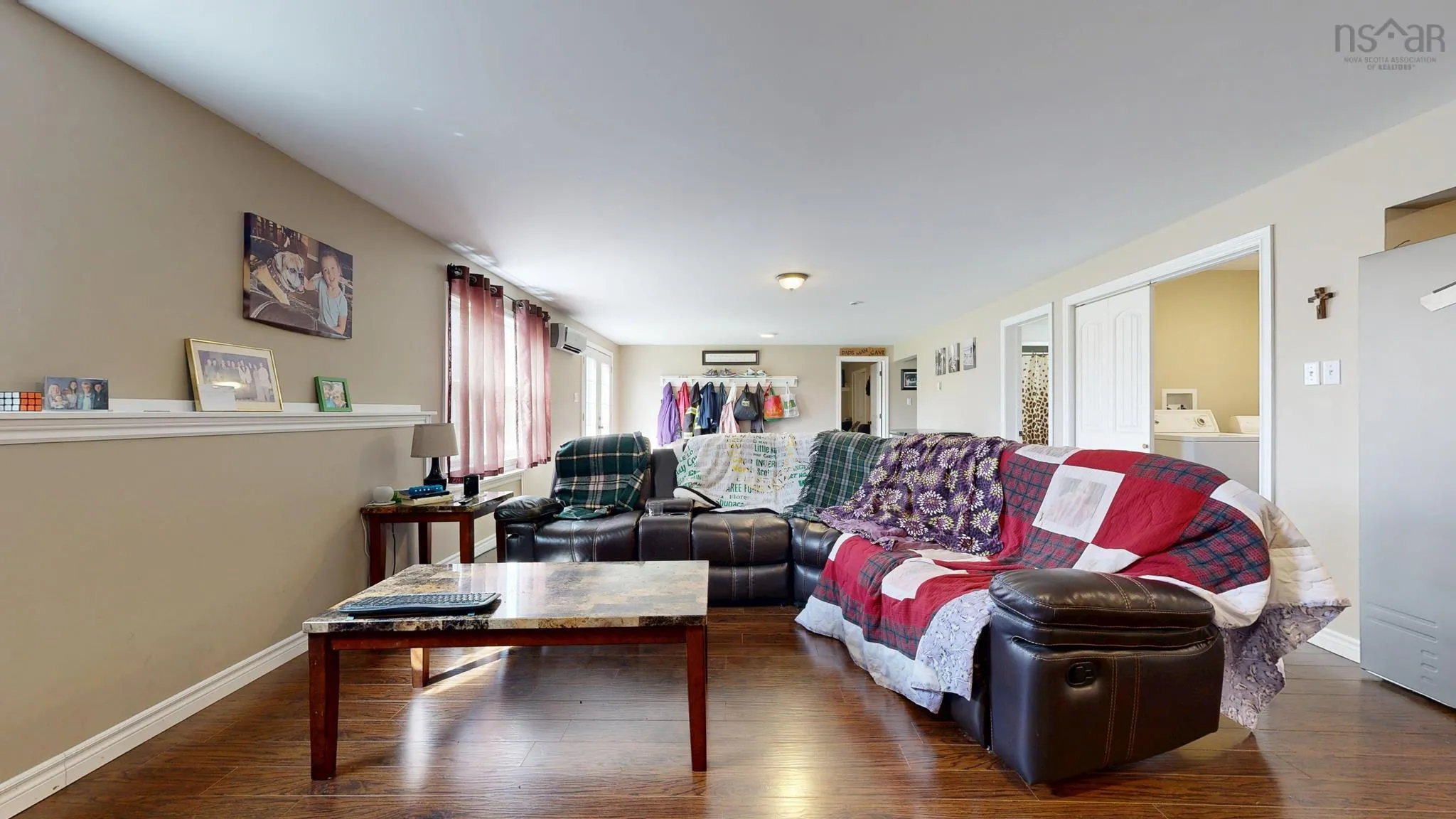 4768 Highway 1, South Berwick Ns B0p 1e0, 5 Bedrooms Bedrooms, ,4 BathroomsBathrooms,Residential,For Sale,Highway 1,202509972
