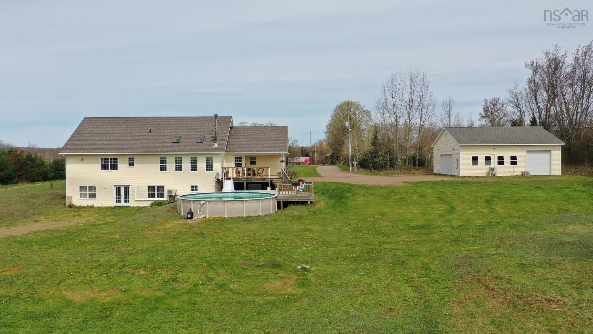 4768 Highway 1, South Berwick Ns B0p 1e0, 5 Bedrooms Bedrooms, ,4 BathroomsBathrooms,Residential,For Sale,Highway 1,202509972