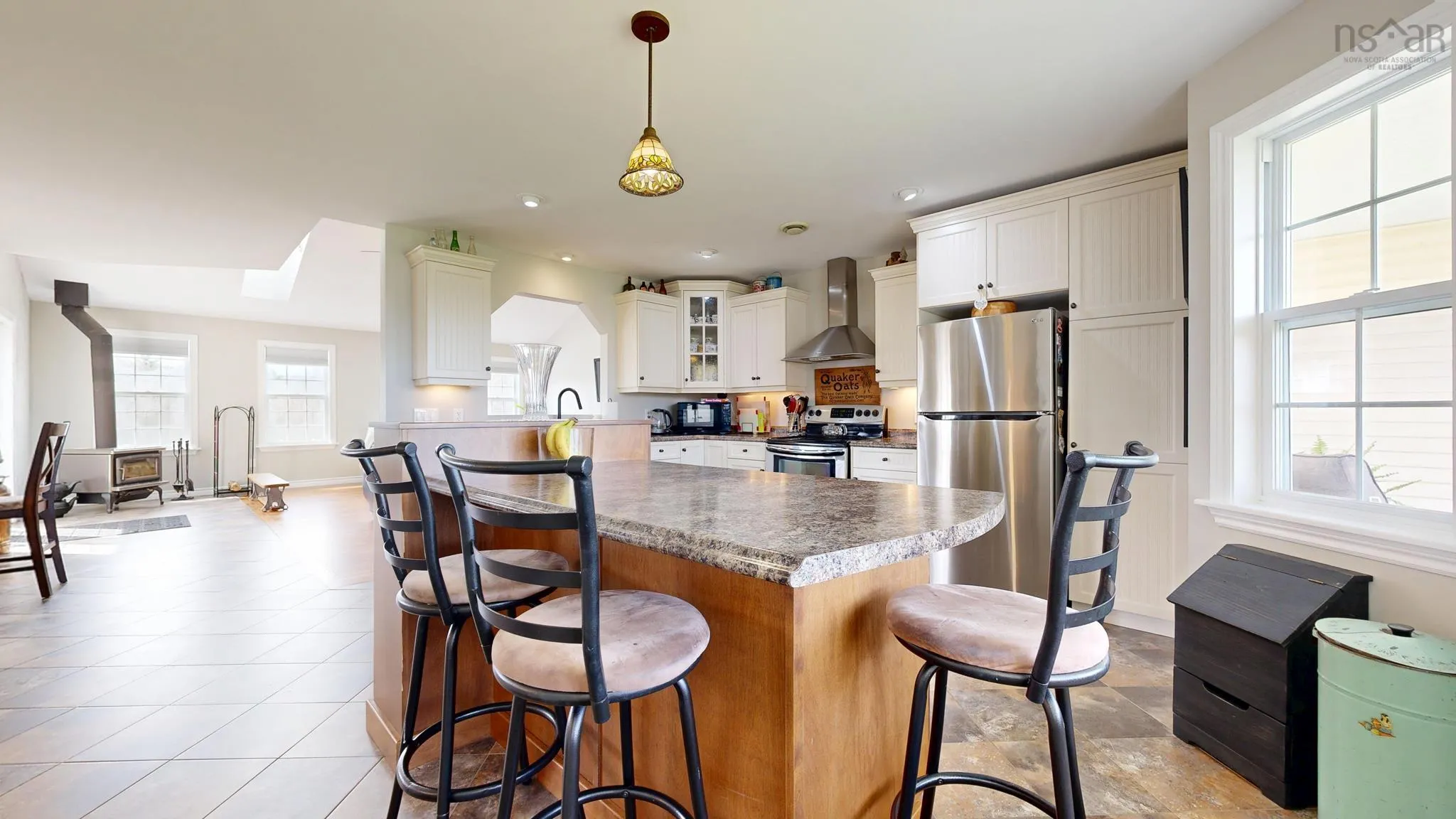 4768 Highway 1, South Berwick Ns B0p 1e0, 5 Bedrooms Bedrooms, ,4 BathroomsBathrooms,Residential,For Sale,Highway 1,202509972