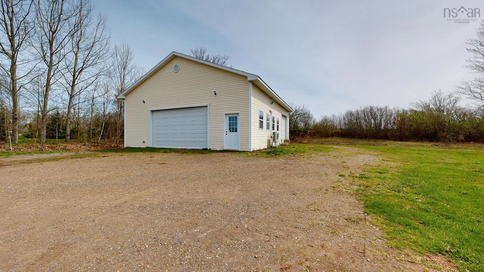 4768 Highway 1, South Berwick Ns B0p 1e0, 5 Bedrooms Bedrooms, ,4 BathroomsBathrooms,Residential,For Sale,Highway 1,202509972