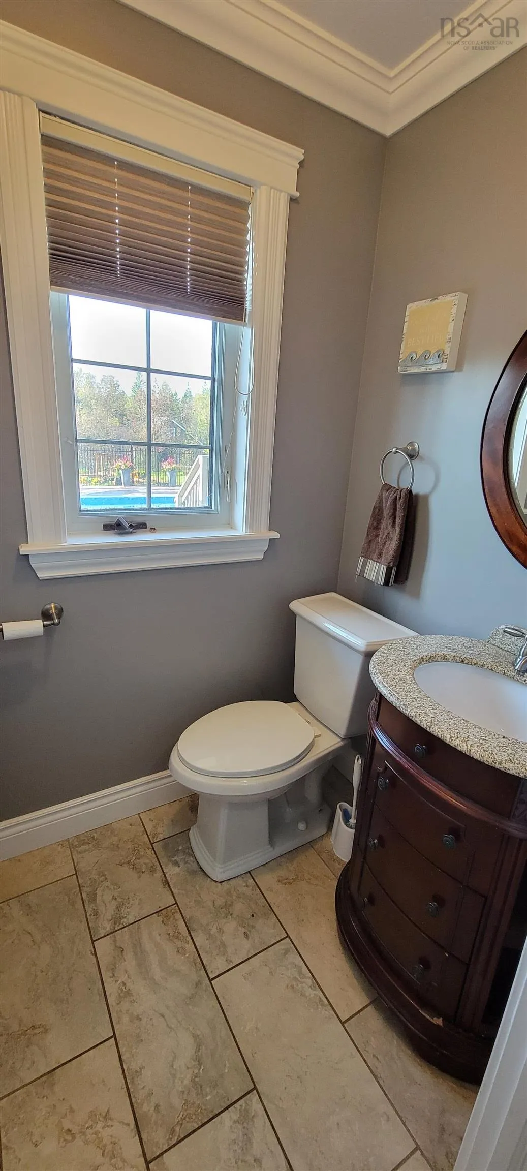 568 Seaview Drive, Upper North Sydney, NS B2A 3N8, 6 Bedrooms Bedrooms, ,4 BathroomsBathrooms,Residential,For Sale,Seaview,202521239