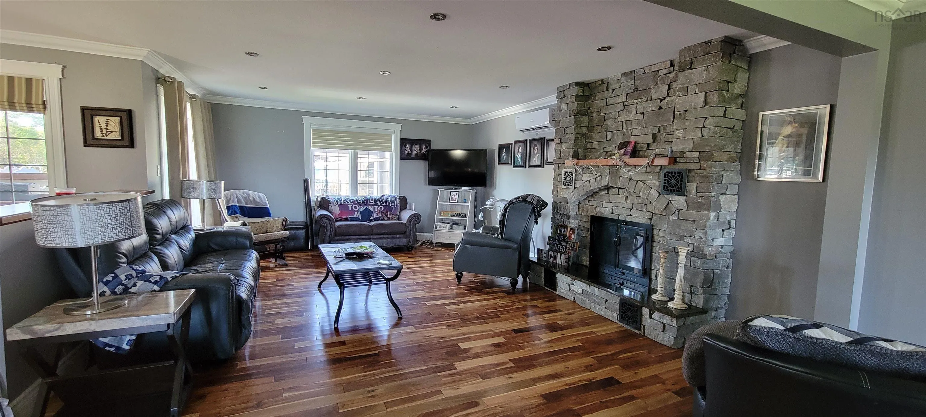 568 Seaview Drive, Upper North Sydney, NS B2A 3N8, 6 Bedrooms Bedrooms, ,4 BathroomsBathrooms,Residential,For Sale,Seaview,202521239