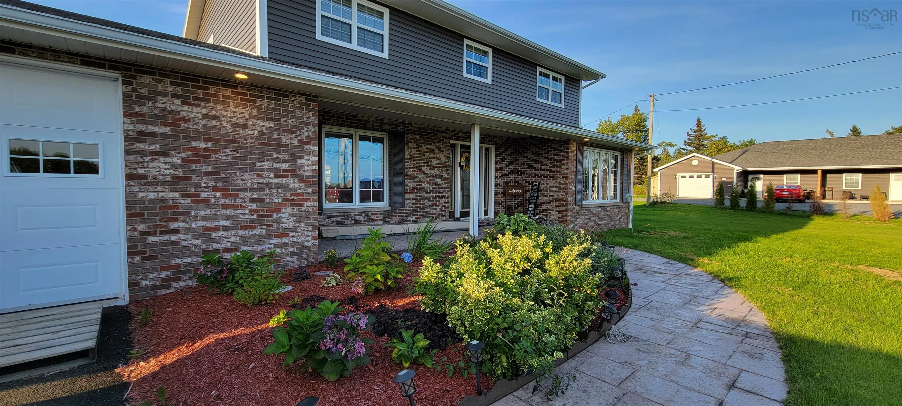 568 Seaview Drive, Upper North Sydney, NS B2A 3N8, 6 Bedrooms Bedrooms, ,4 BathroomsBathrooms,Residential,For Sale,Seaview,202521239