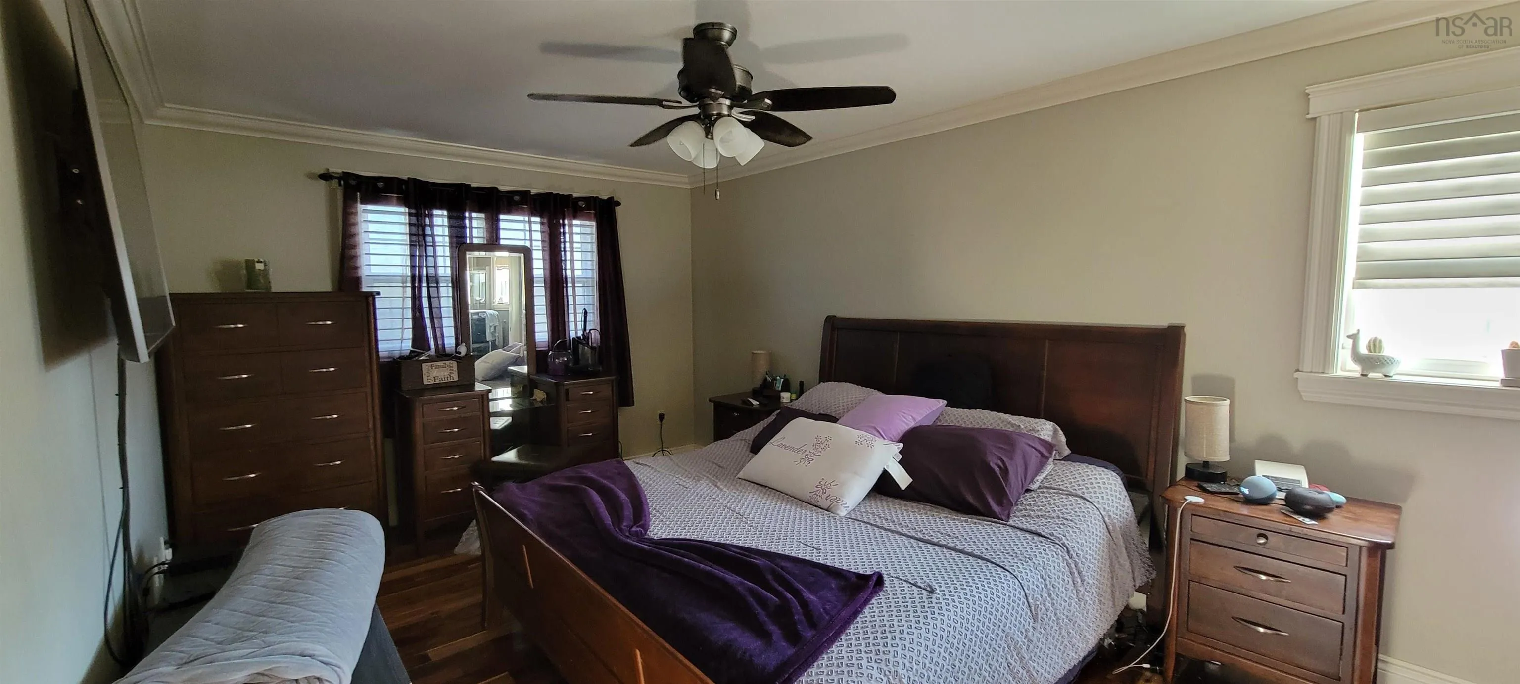 568 Seaview Drive, Upper North Sydney, NS B2A 3N8, 6 Bedrooms Bedrooms, ,4 BathroomsBathrooms,Residential,For Sale,Seaview,202521239