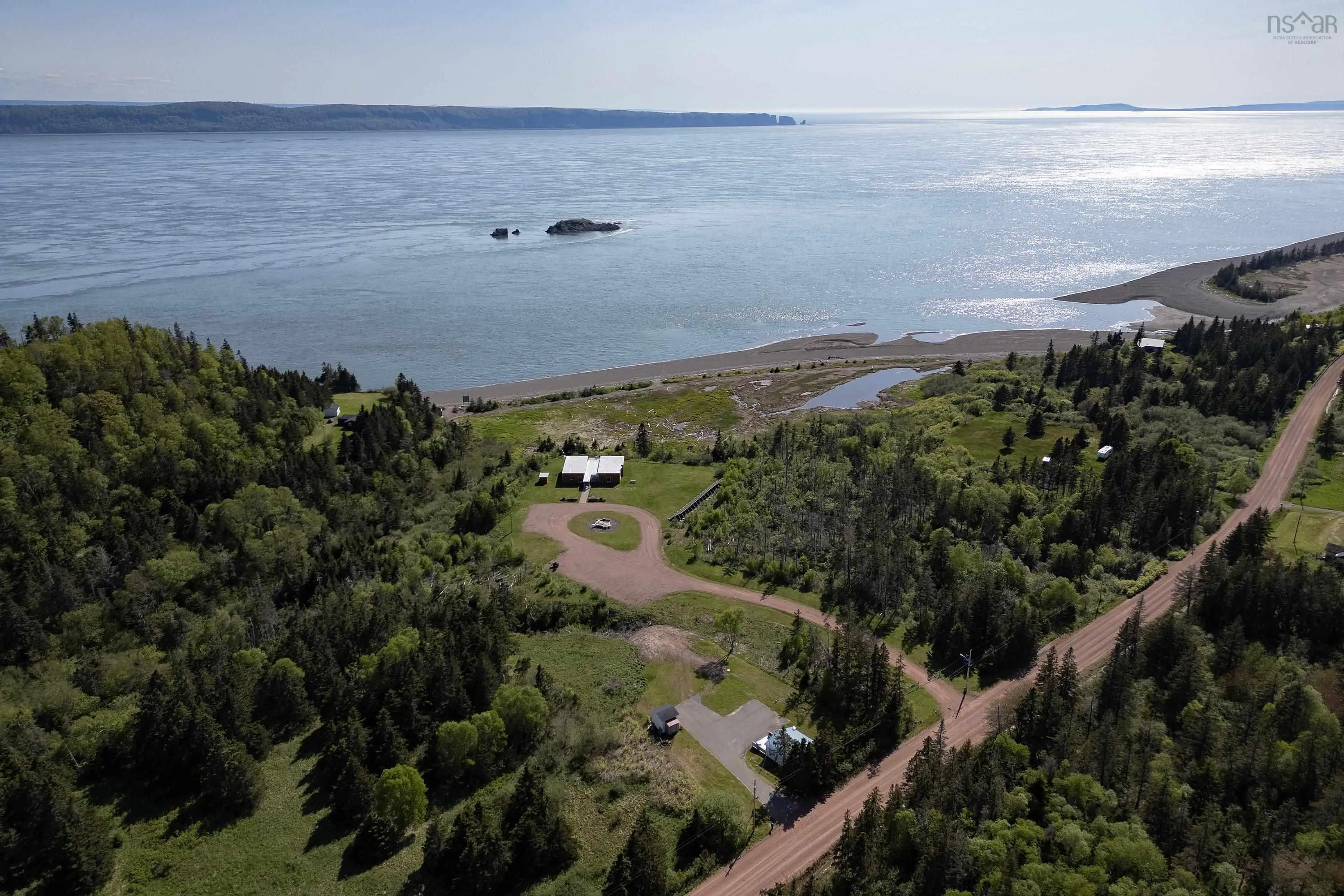 1168 West Bay Road, West Bay, NS B0M 1S0, 1 Bedroom Bedrooms, ,1 BathroomBathrooms,Residential,For Sale,West Bay,202513474