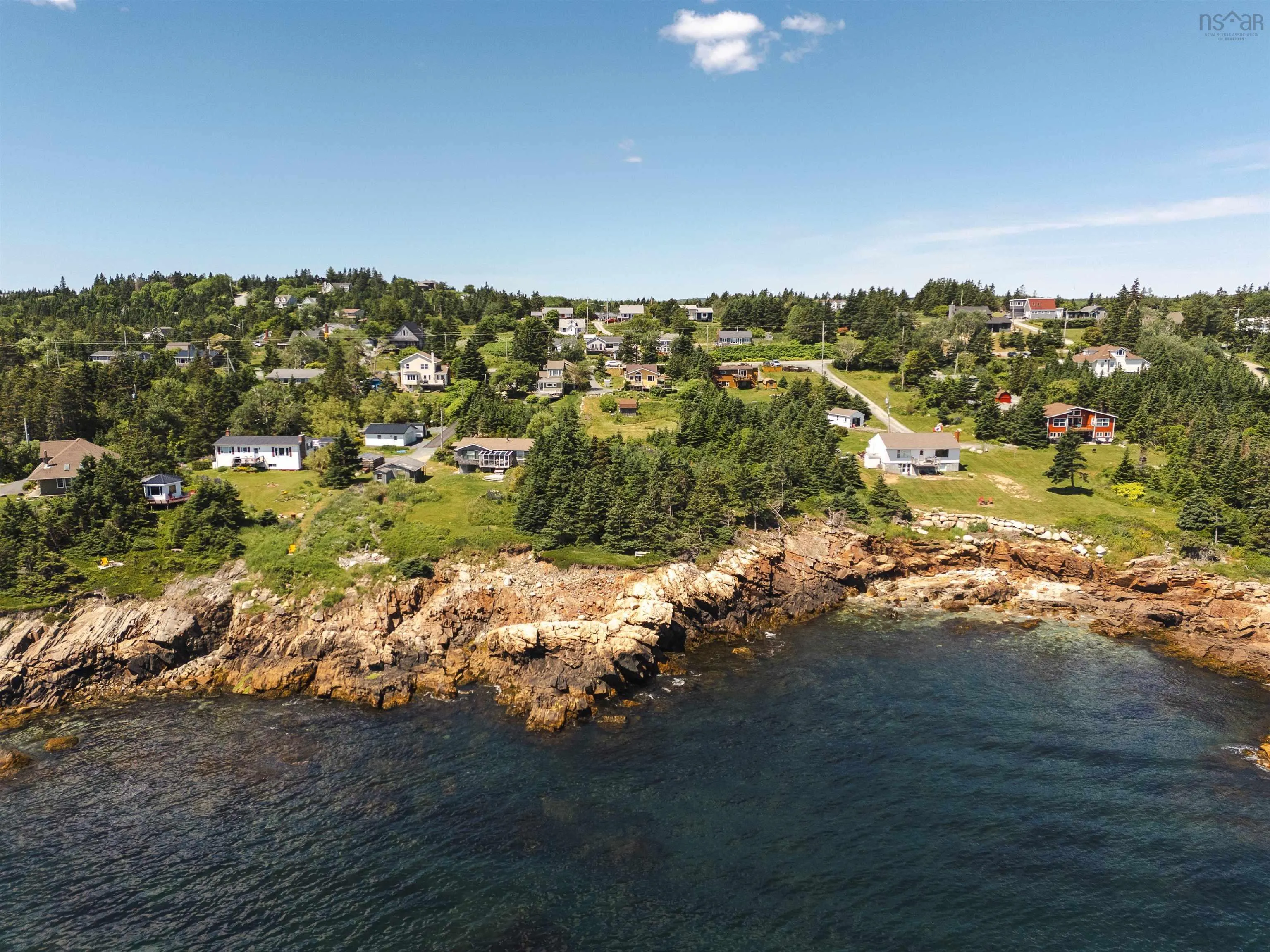 664 Ketch Harbour Road, Portuguese Cove, NS B3V 1K2, 2 Bedrooms Bedrooms, ,2 BathroomsBathrooms,Residential,For Sale,Ketch Harbour,202516038