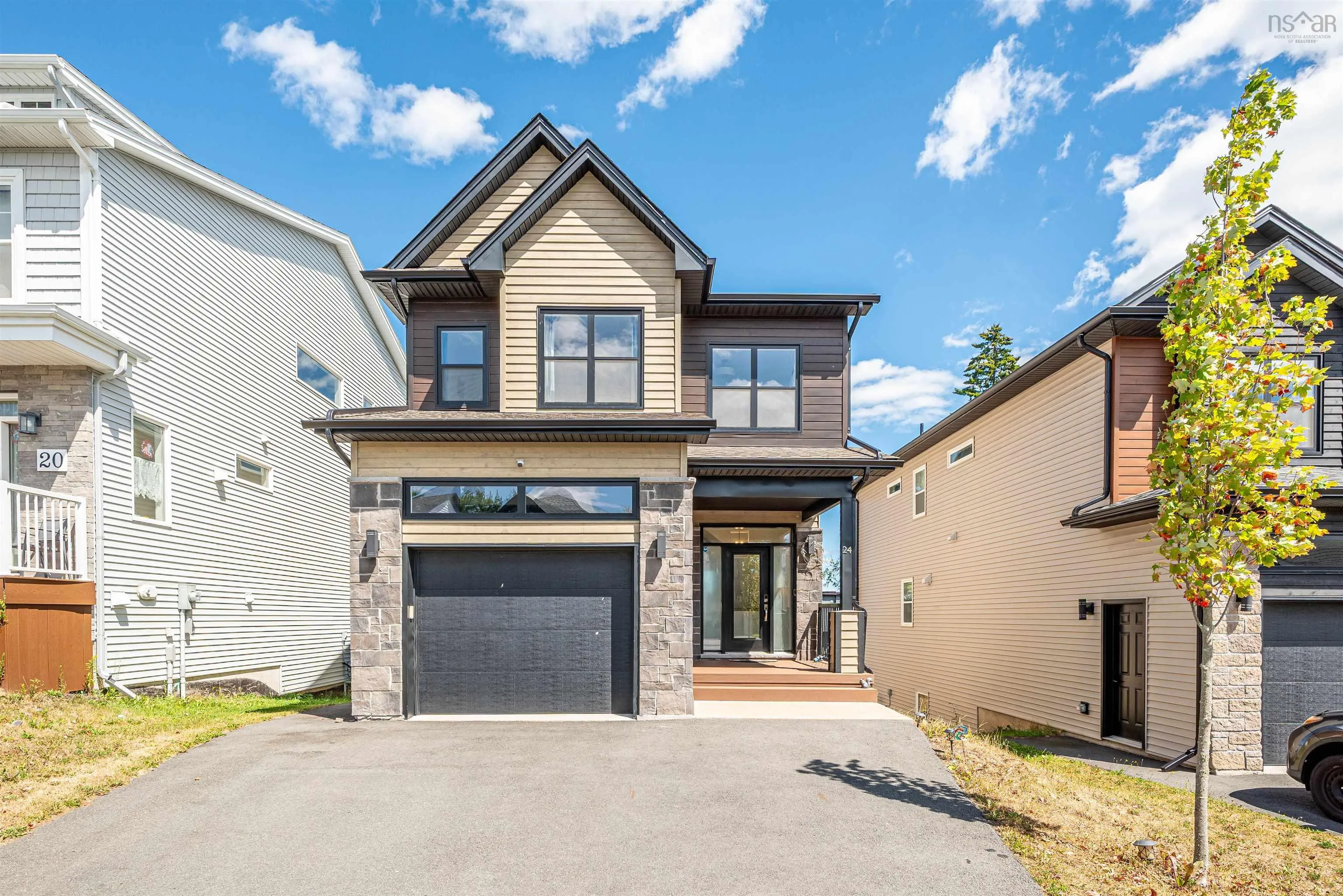 24 Bristolton Avenue, West Bedford, NS B4B 0Z3, 4 Bedrooms Bedrooms, ,4 BathroomsBathrooms,Residential,For Sale,Bristolton,202521240