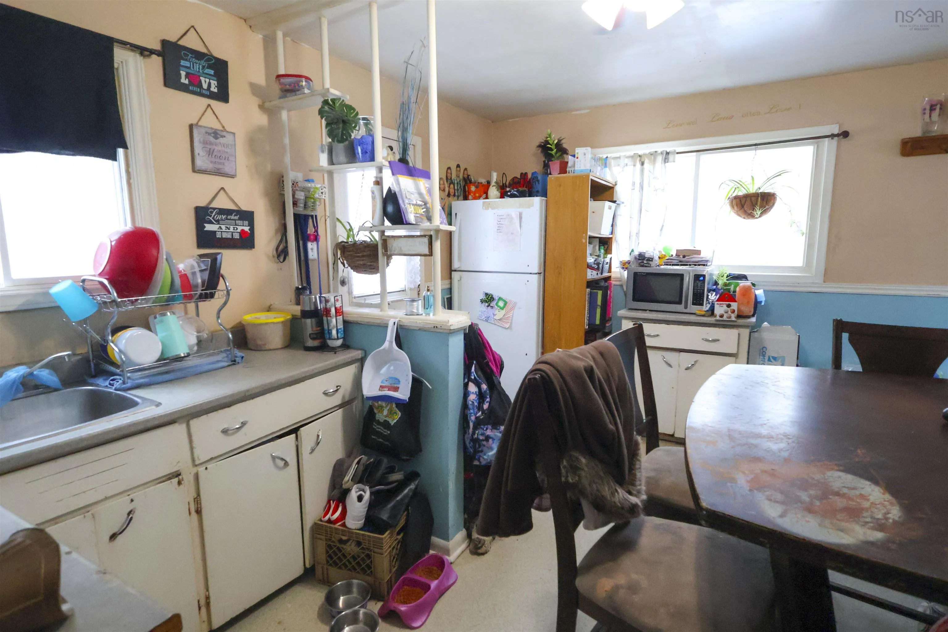112 School Street, Kentville Ns B4n 2p9, 4 Bedrooms Bedrooms, ,Residential Income,For Sale,School,202501348