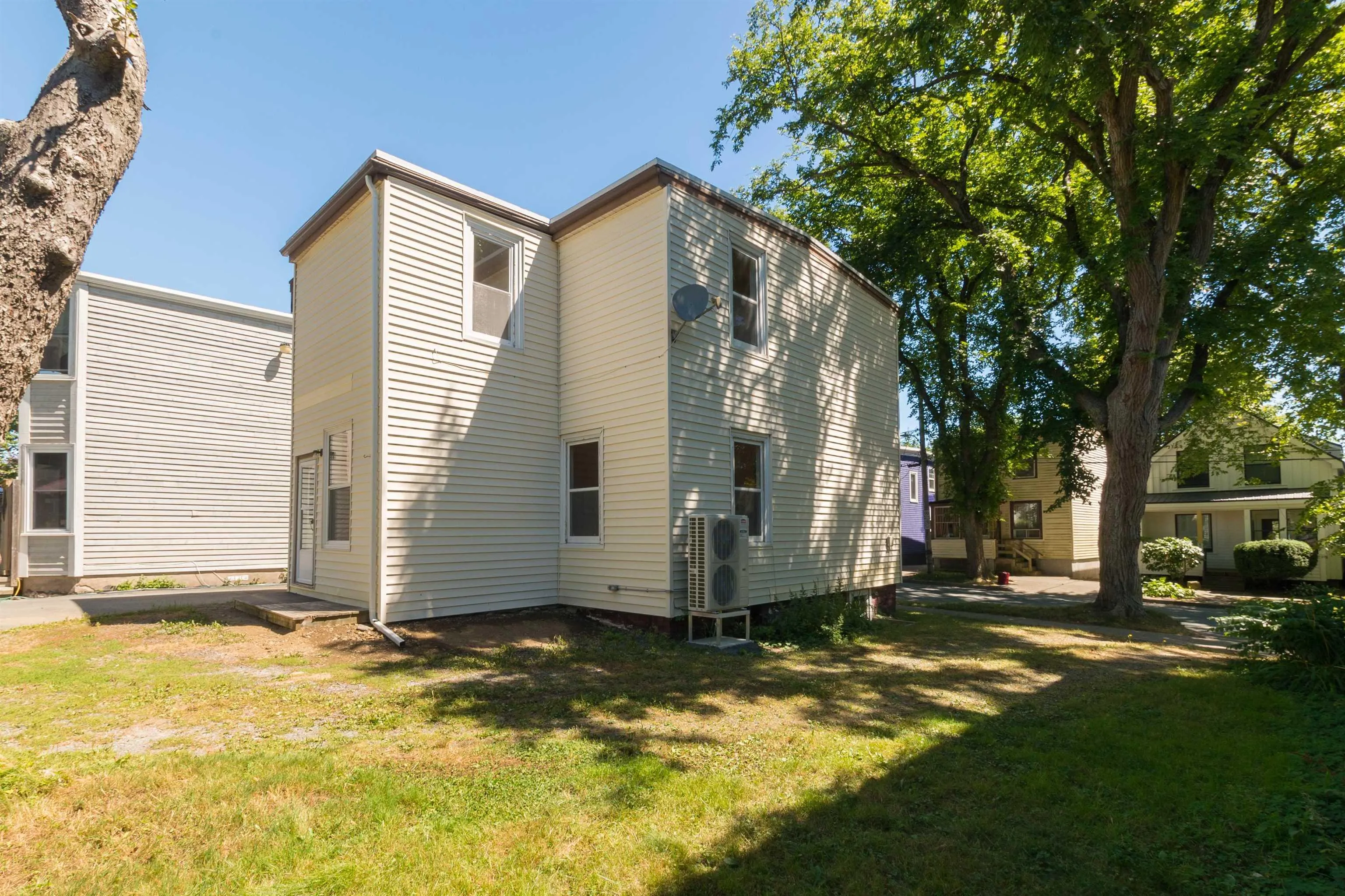 6265 Summit Street, Halifax, NS B3L 1R6, 4 Bedrooms Bedrooms, ,2 BathroomsBathrooms,Residential,For Sale,Summit,202520882