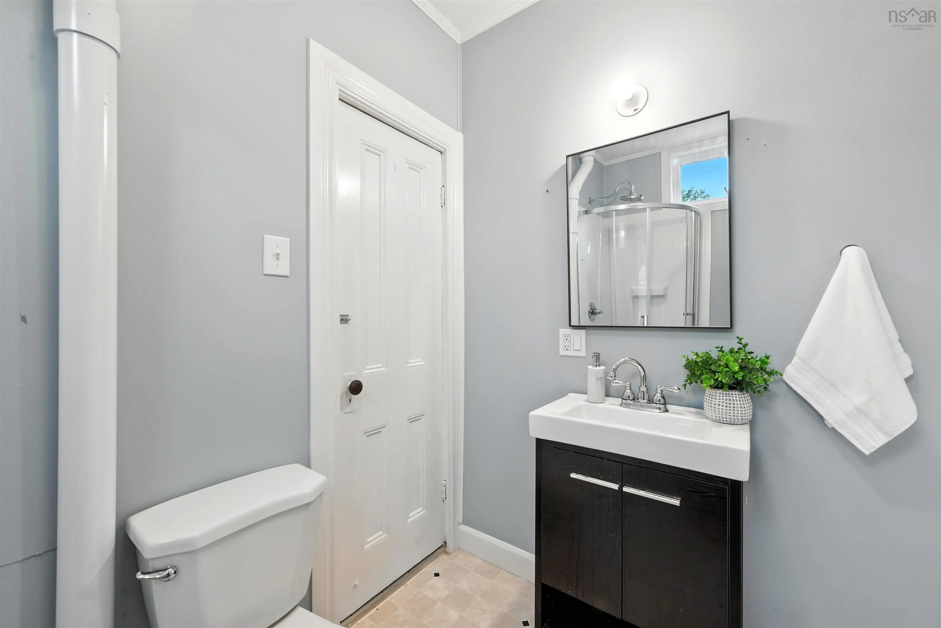 6265 Summit Street, Halifax, NS B3L 1R6, 4 Bedrooms Bedrooms, ,2 BathroomsBathrooms,Residential,For Sale,Summit,202520882