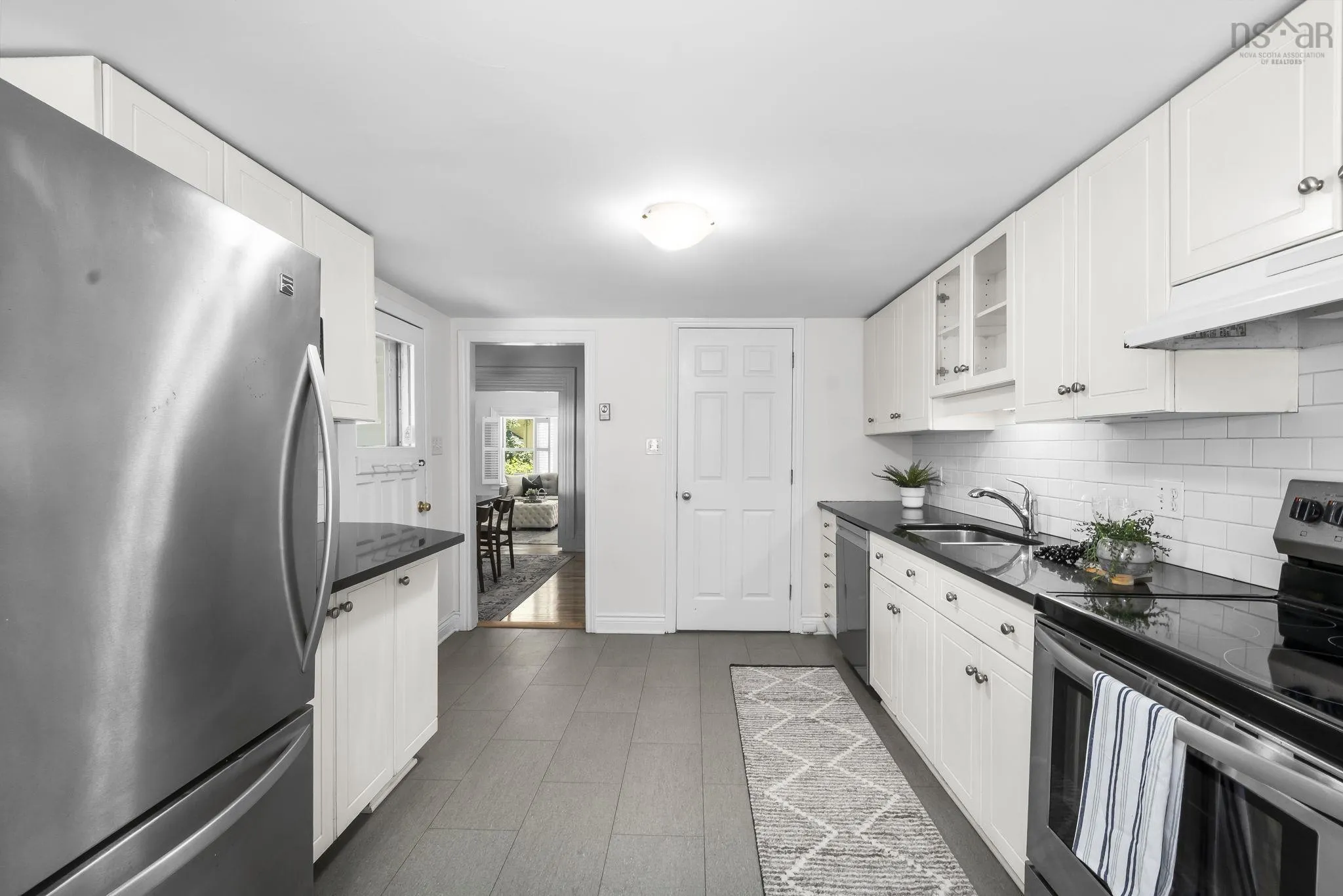 1671 Chestnut Street, Halifax Peninsula, NS B3H 3T3, 3 Bedrooms Bedrooms, ,2 BathroomsBathrooms,Residential,For Sale,Chestnut Street,202520013