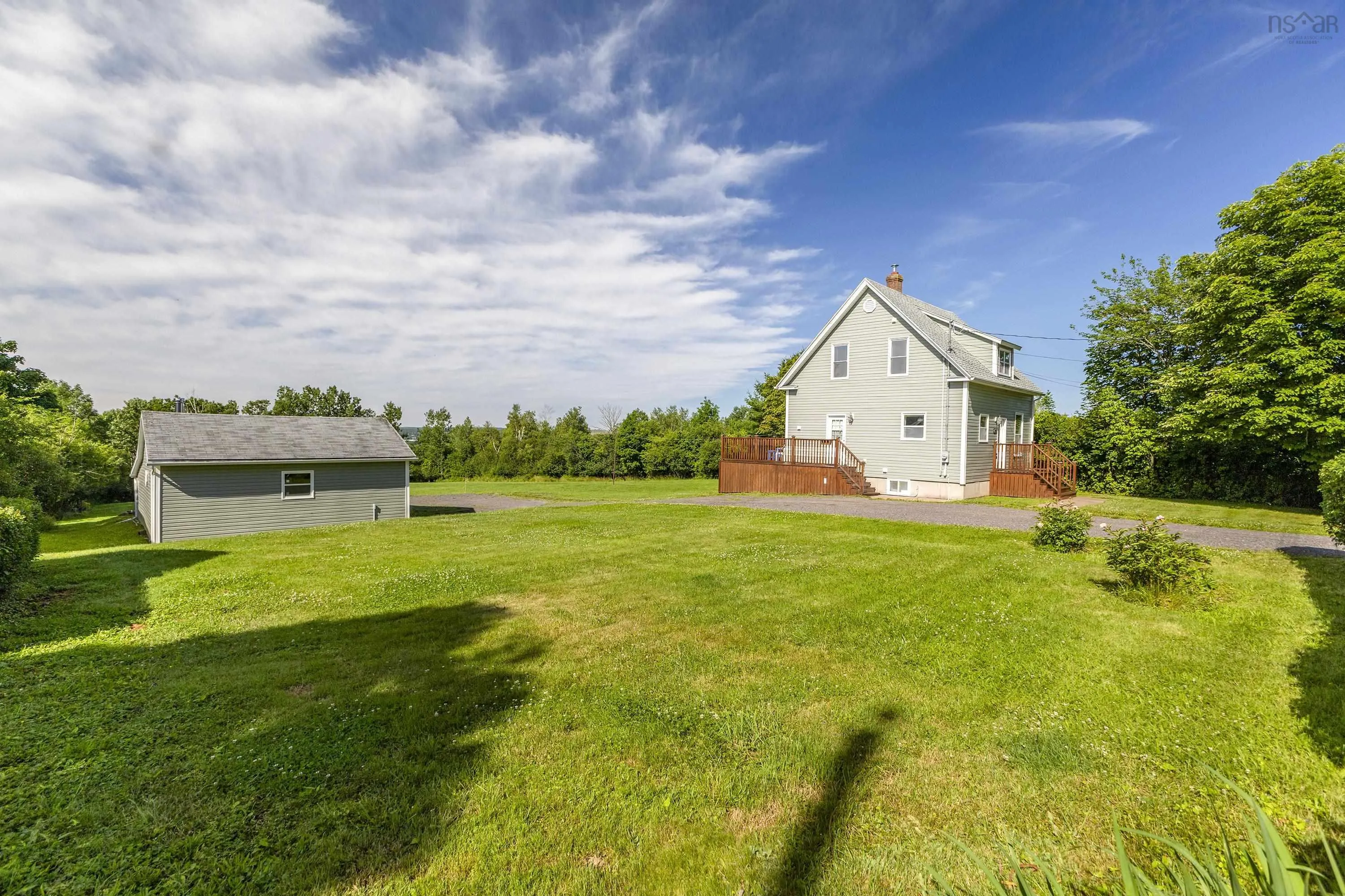 591 Lorne Street, New Glasgow, NS B2H 4L4, 3 Bedrooms Bedrooms, ,3 BathroomsBathrooms,Residential,For Sale,Lorne,202517573