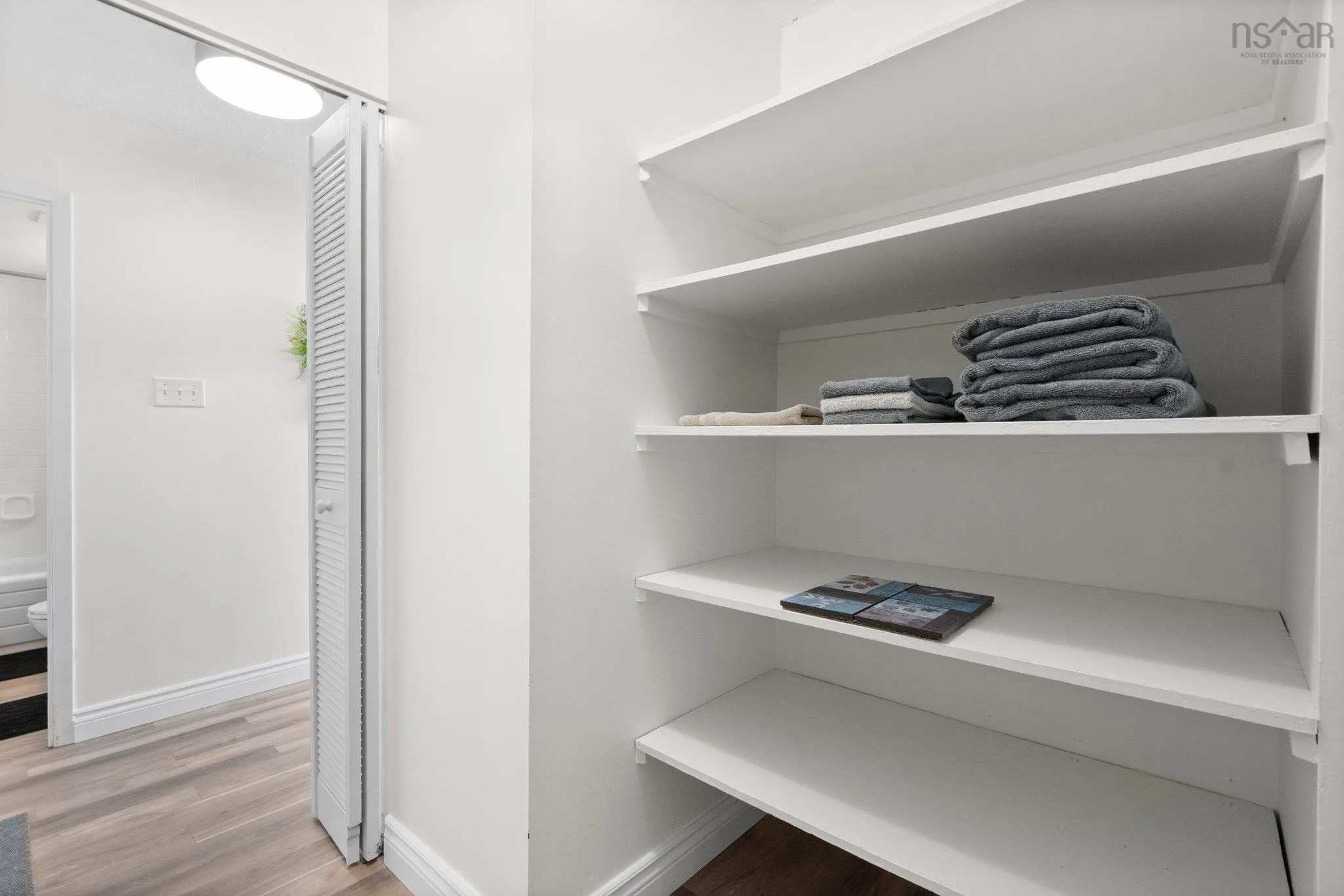 705-5959 Spring Garden Road, Halifax, NS B3H 1Y5, 1 Bedroom Bedrooms, ,1 BathroomBathrooms,Residential,For Sale,Spring Garden,202516784