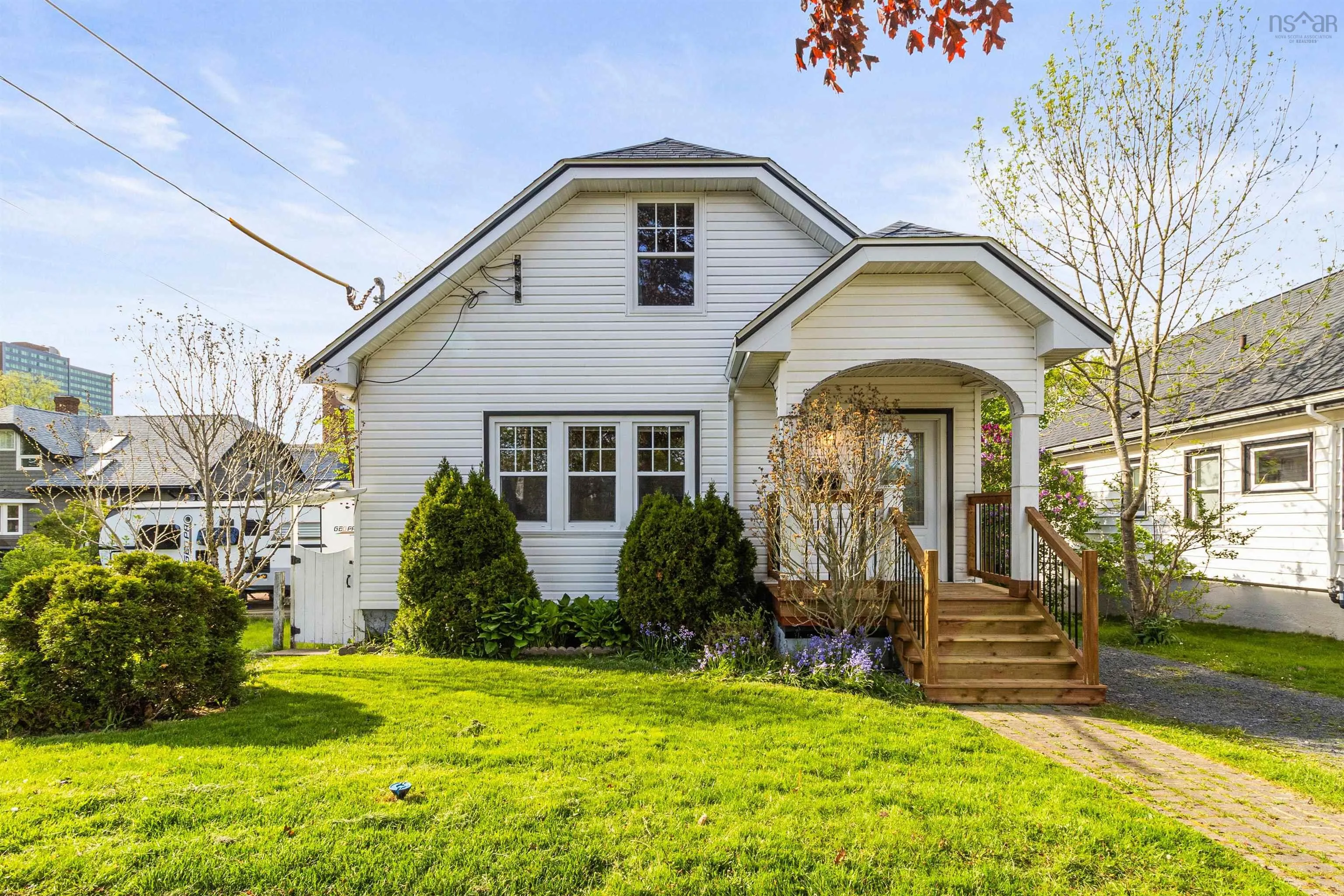 5791 Southwood Drive, Halifax, NS B3H 1E6, 4 Bedrooms Bedrooms, ,2 BathroomsBathrooms,Residential,For Sale,Southwood,202524466