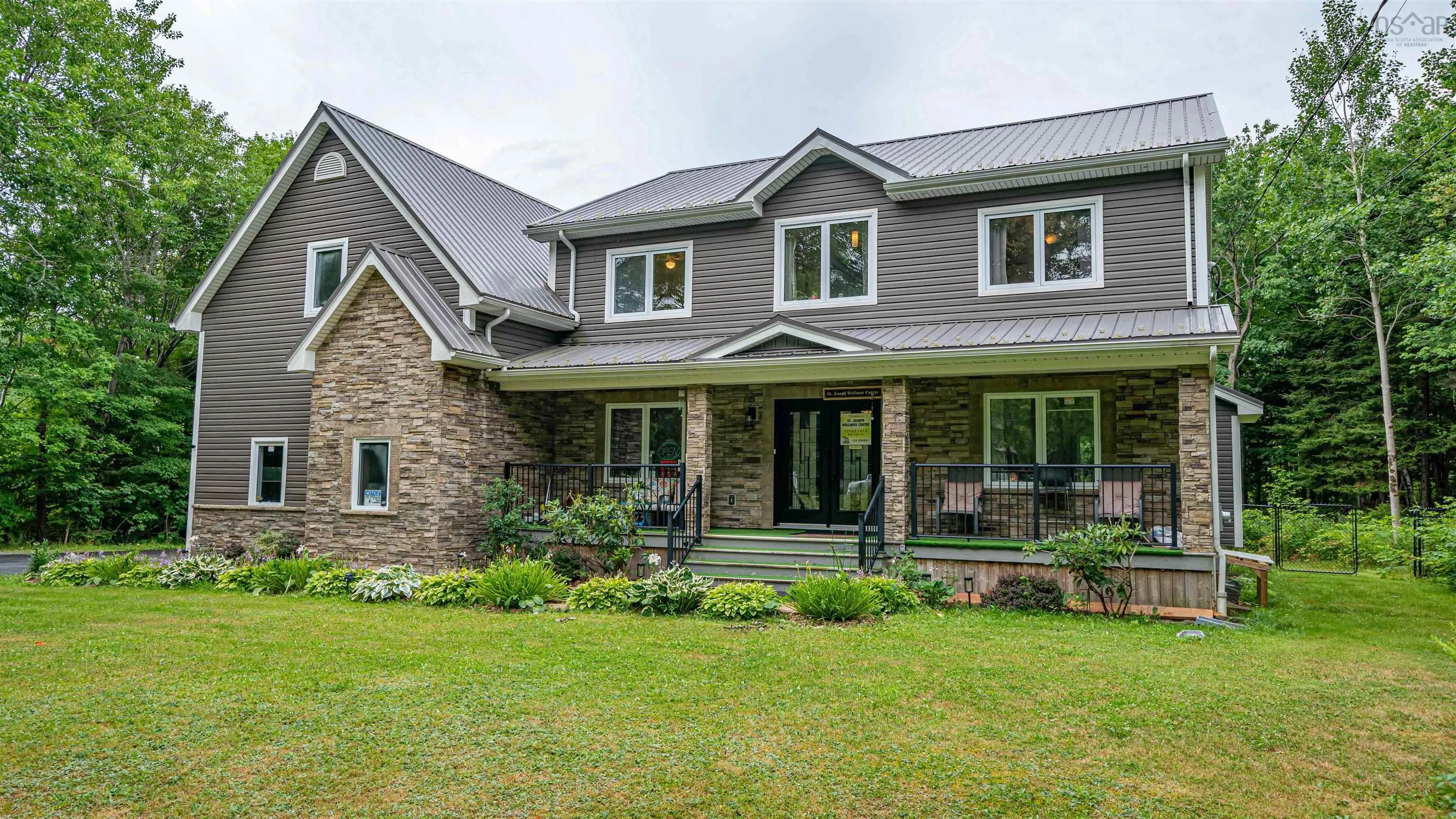 118 Stone Mount Drive, Lower Sackville, NS B4C 4A2, 6 Bedrooms Bedrooms, ,4 BathroomsBathrooms,Residential,For Sale,Stone Mount,202519610